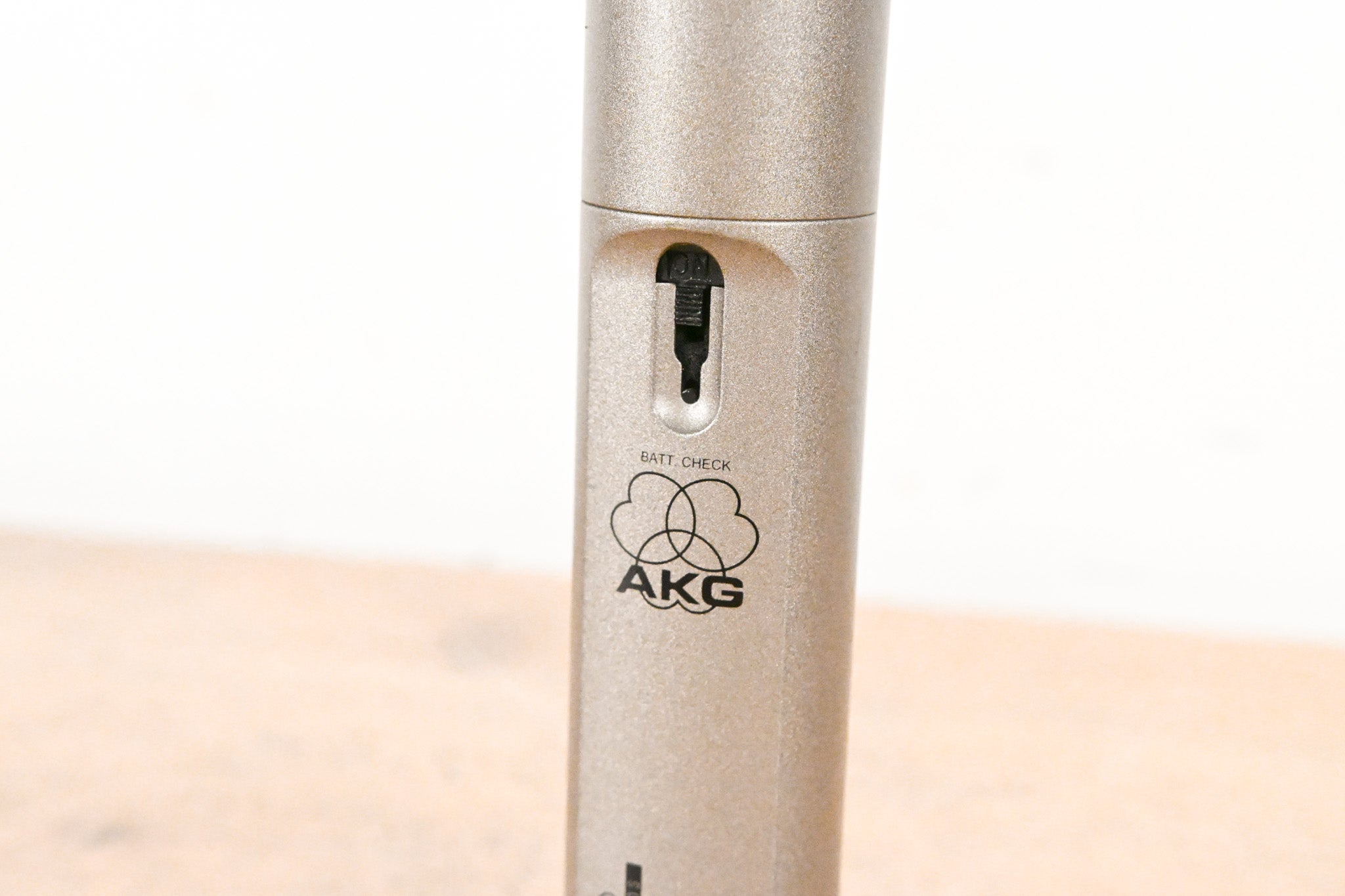 AKG C1000 S Small-Diaphragm Condenser Microphone