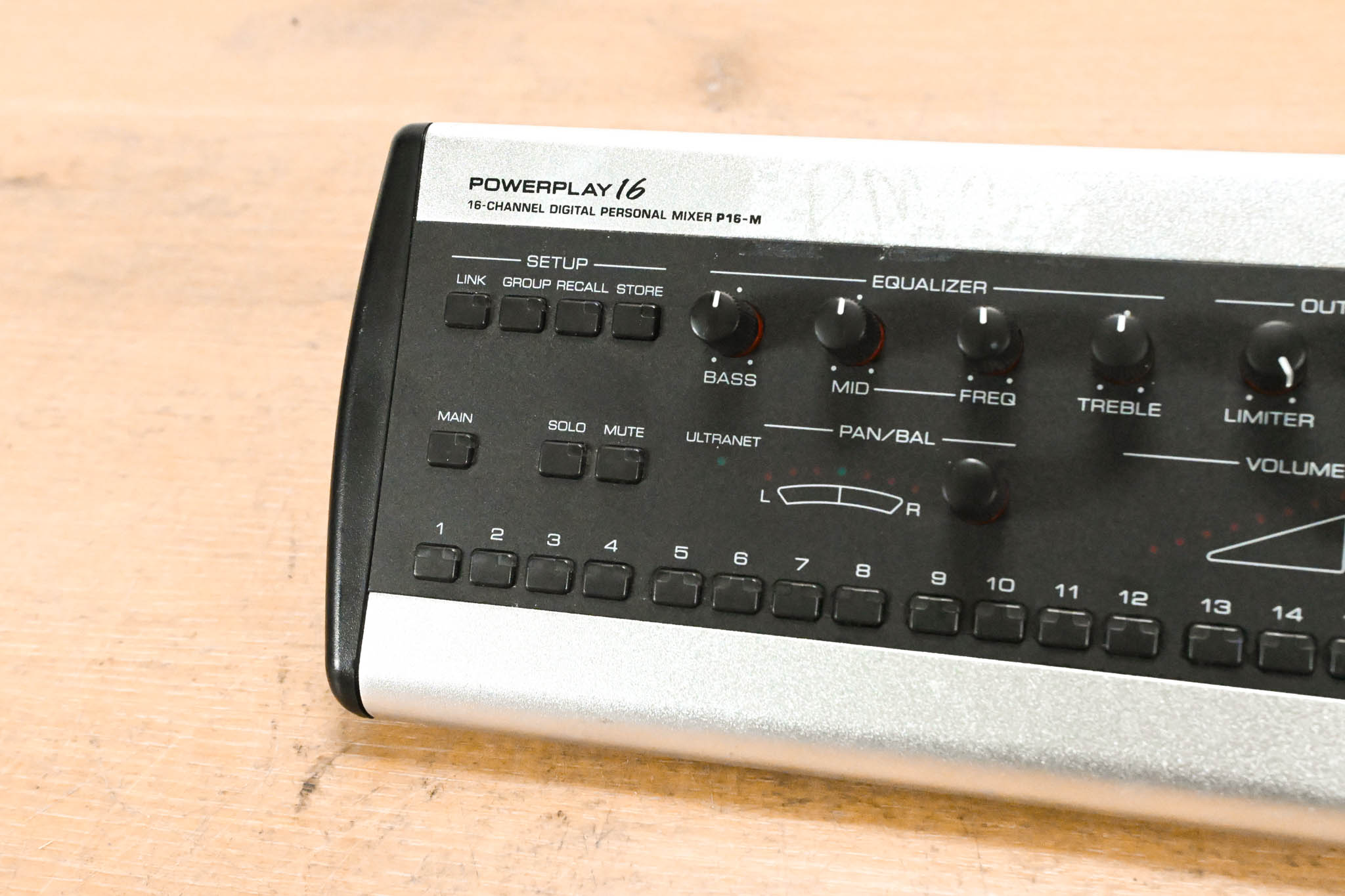 Behringer Powerplay P16-M 16-Channel Digital Personal Mixer