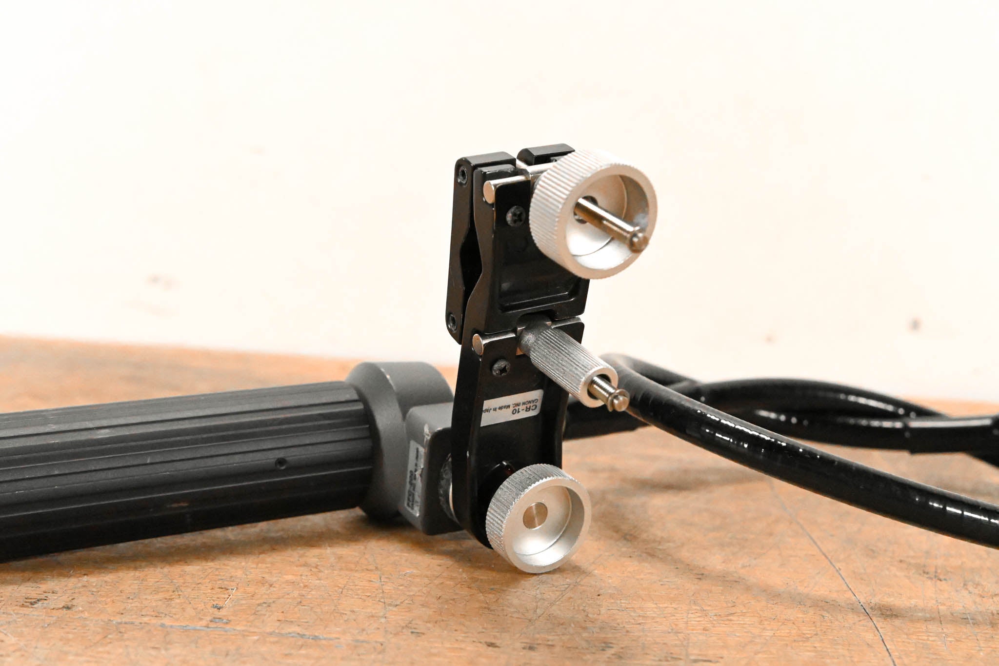 Canon FFC-200 Focus Manual Controller with CR-10 Clamper