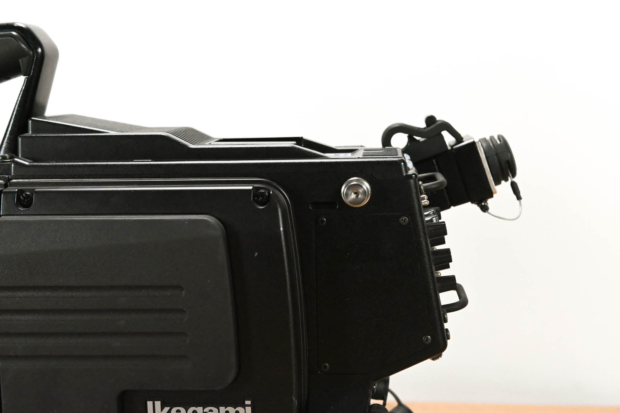 Ikegami HC-HD300 3-CMOS Full HD Camera w/ FA-300 Fiber Adapter