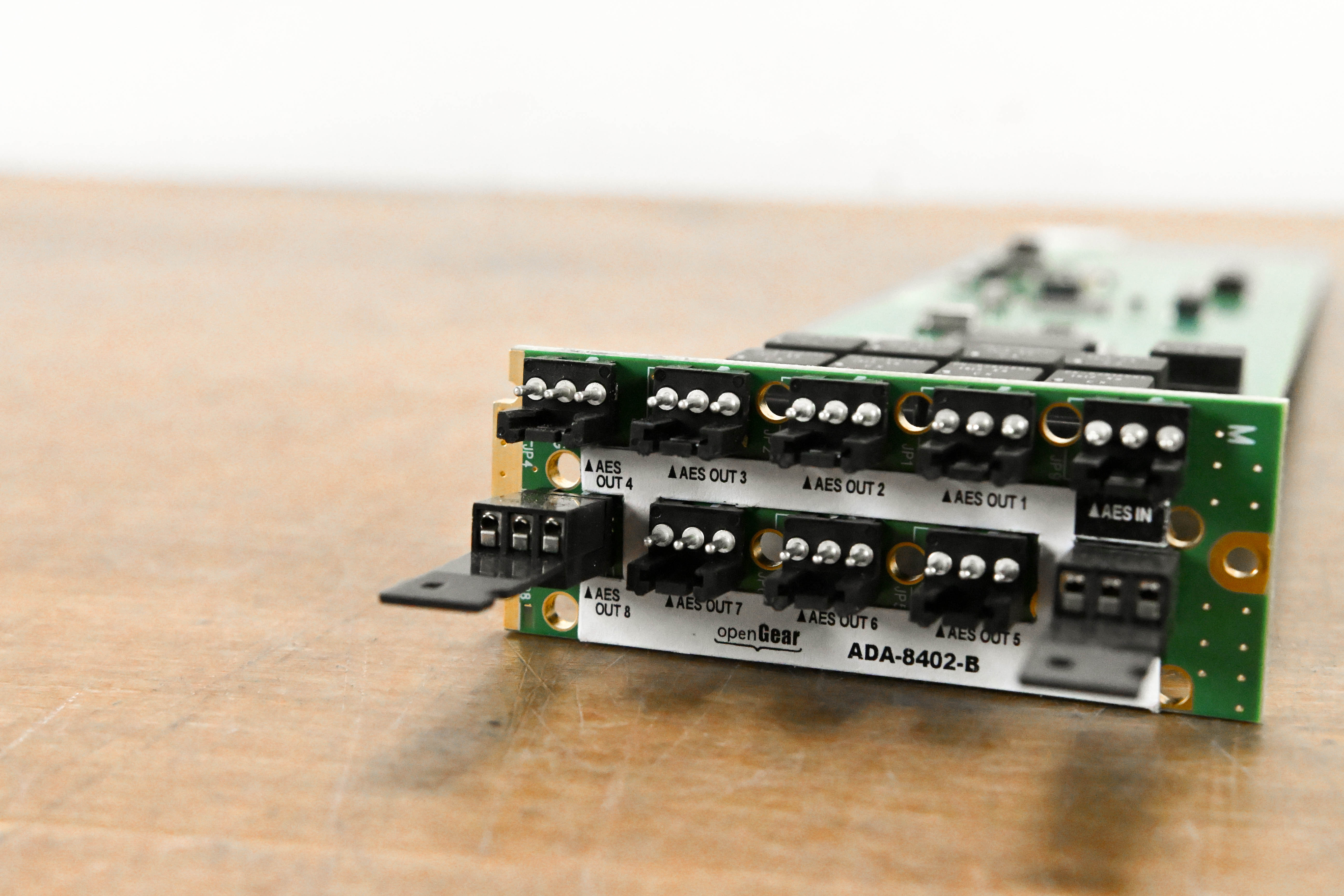 Ross ADA-8402-B AES / EBU Distribution Amplifier Module with Rear I/O