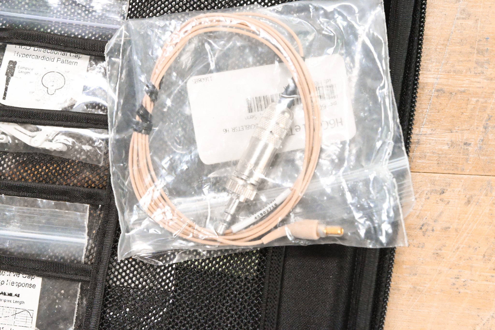 Countryman H6 Omnidirectional Headset Mic with 3.5mm Connector