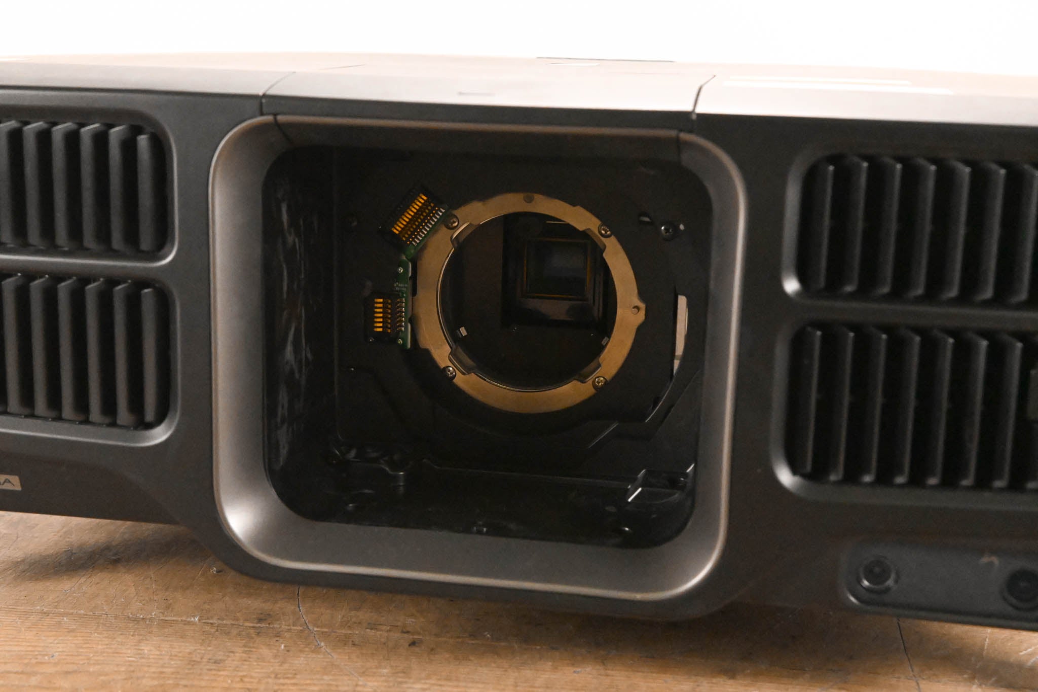 Epson Pro L1405U 8,000-Lumen Laser WUXGA 3LCD Projector