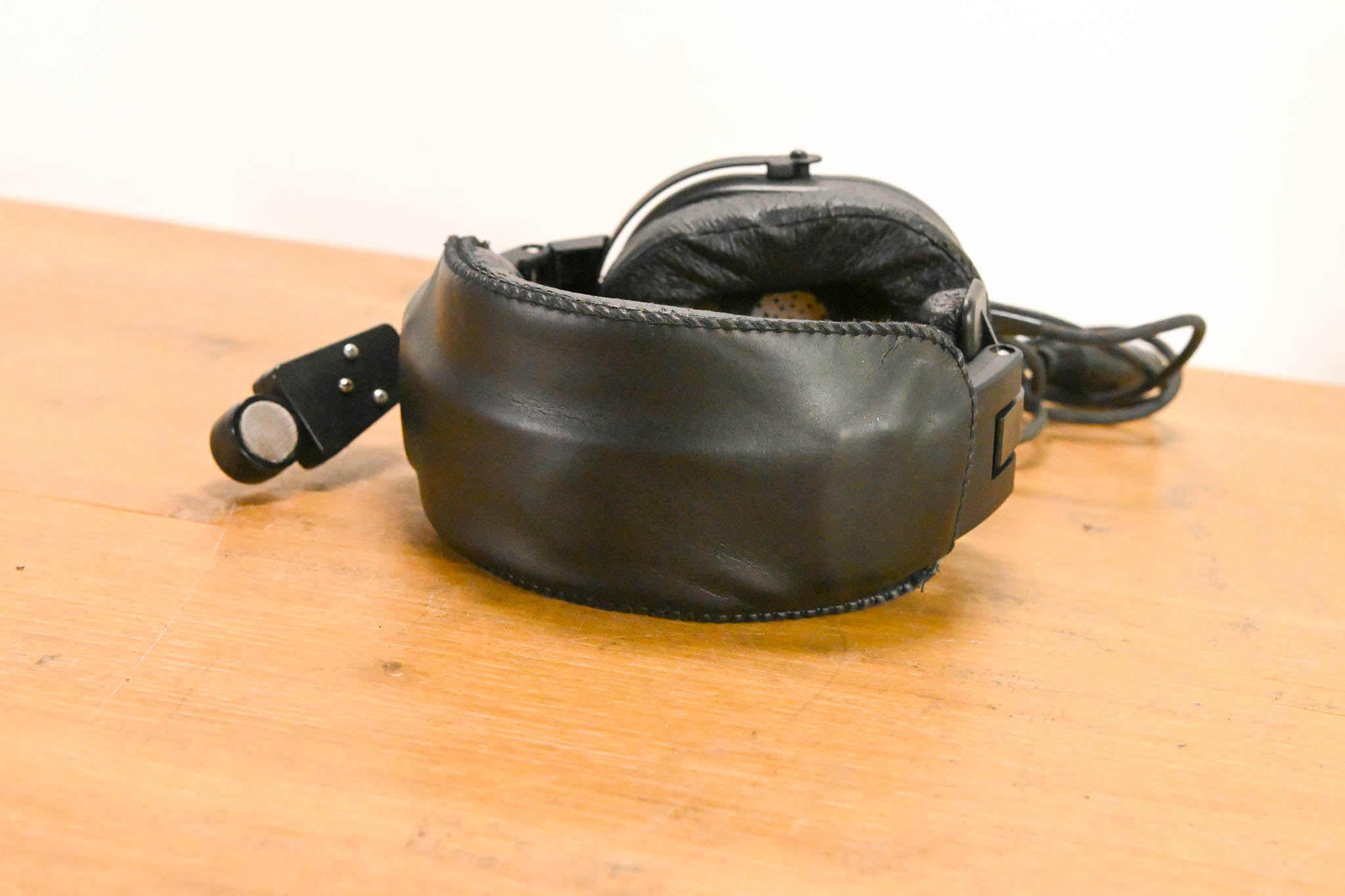 Telex HR-1 Single-Sided Headset with Flexible Dynamic Boom Mic