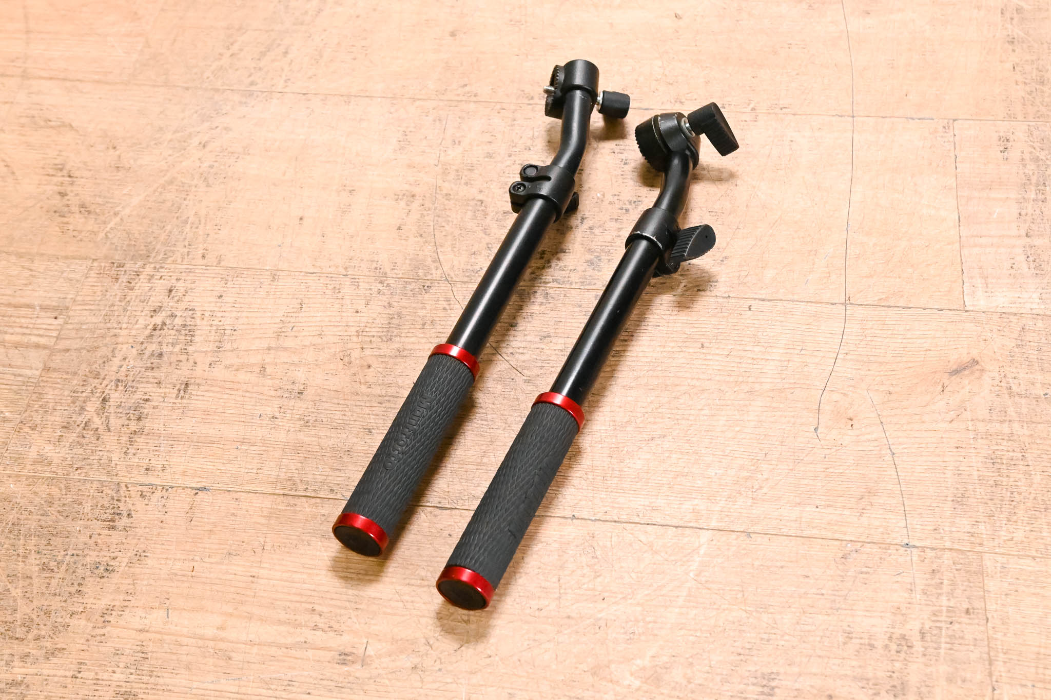 Manfrotto 504HD Fluid Video Head with 546GB 2-Stage Tripod