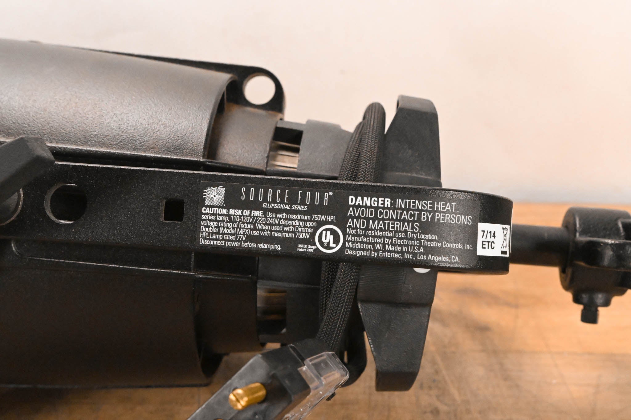 ETC Source Four Zoom 15-30 Degree 750 Ellipsoidal Light