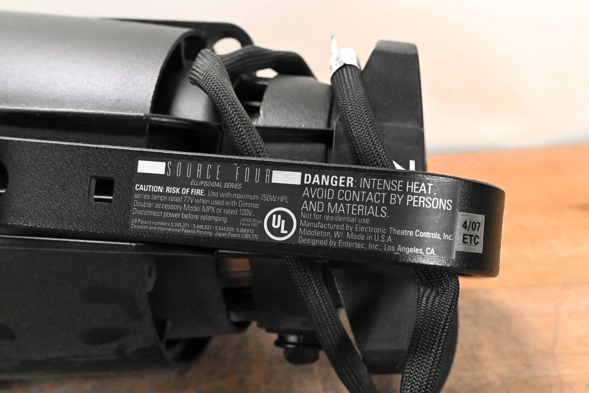 ETC Source Four Zoom 15-30 Degree 750 Ellipsoidal Light