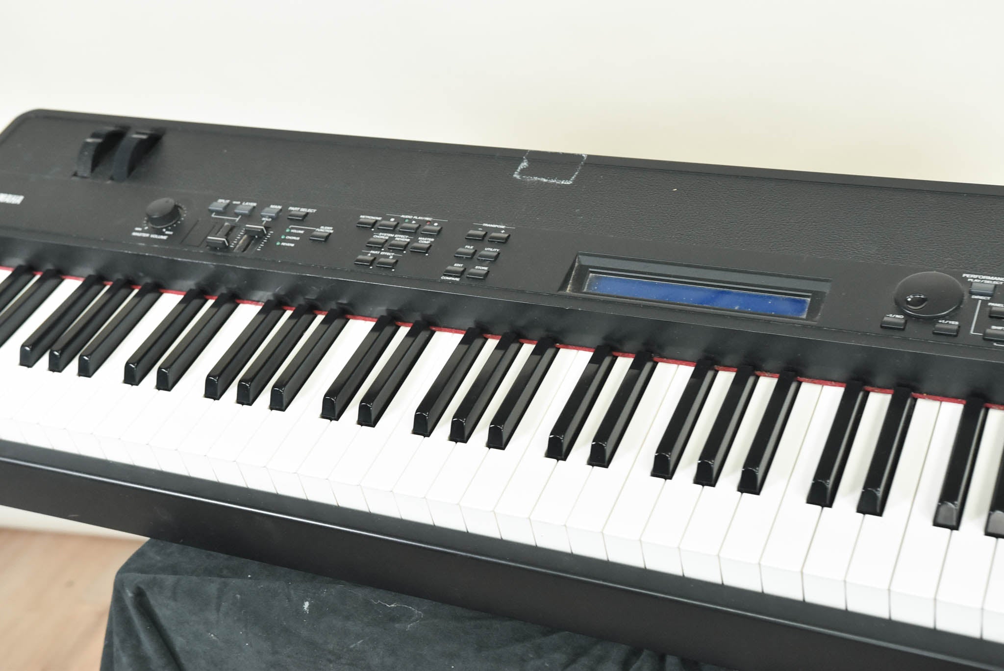 Yamaha CP40 Stage 88-Key Graded Hammer Action Stage Piano