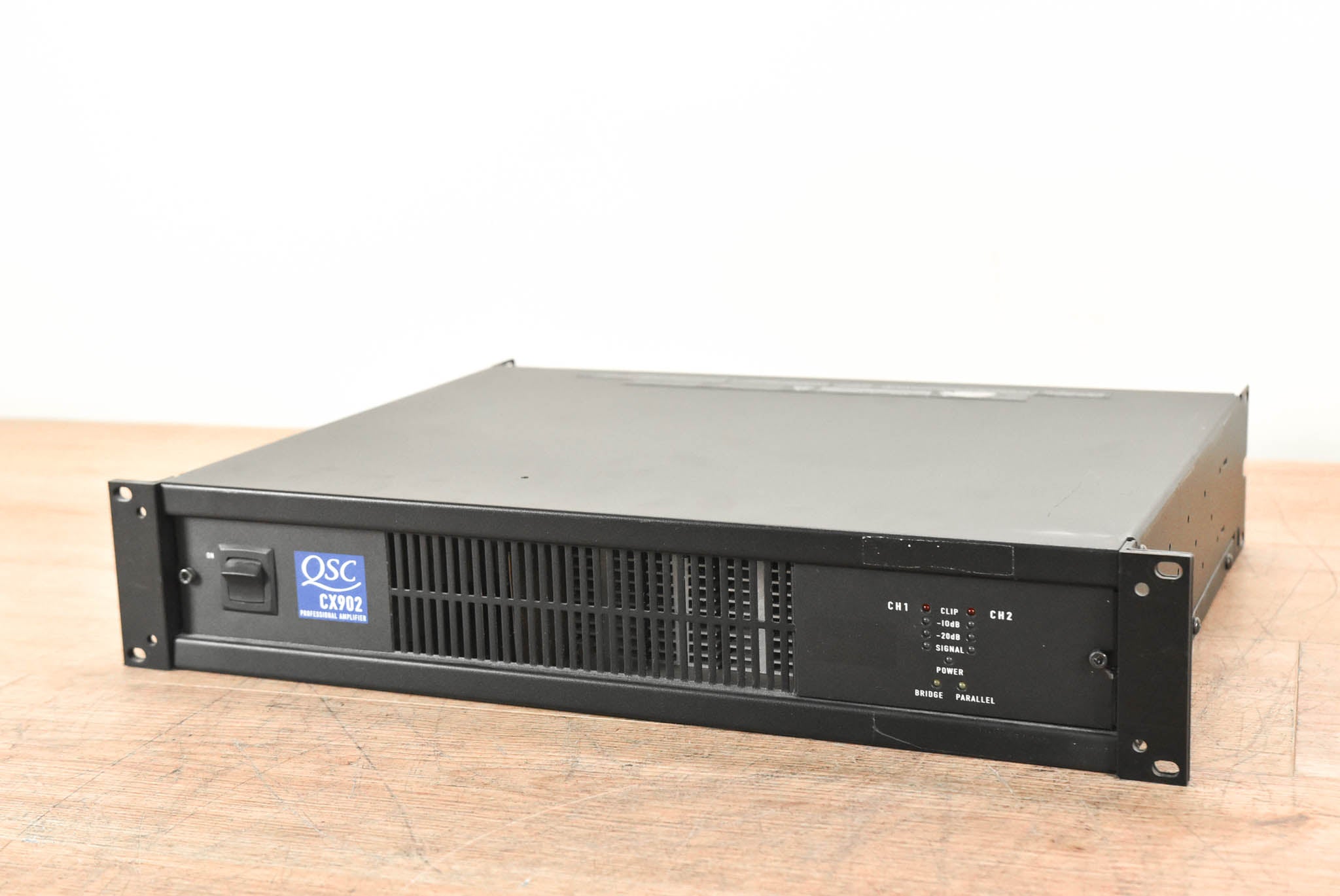 QSC CX902 2-Channel Power Amplifier