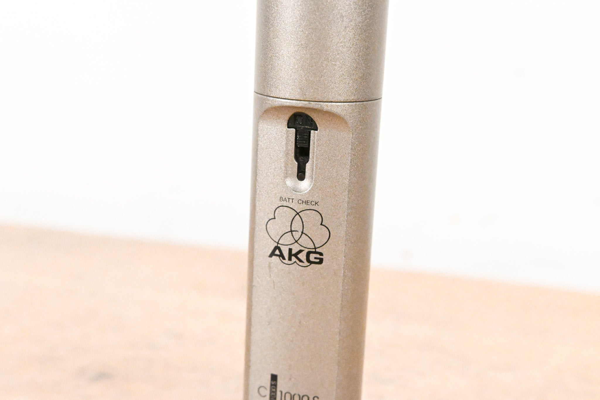 AKG C1000 S Small-Diaphragm Condenser Microphone