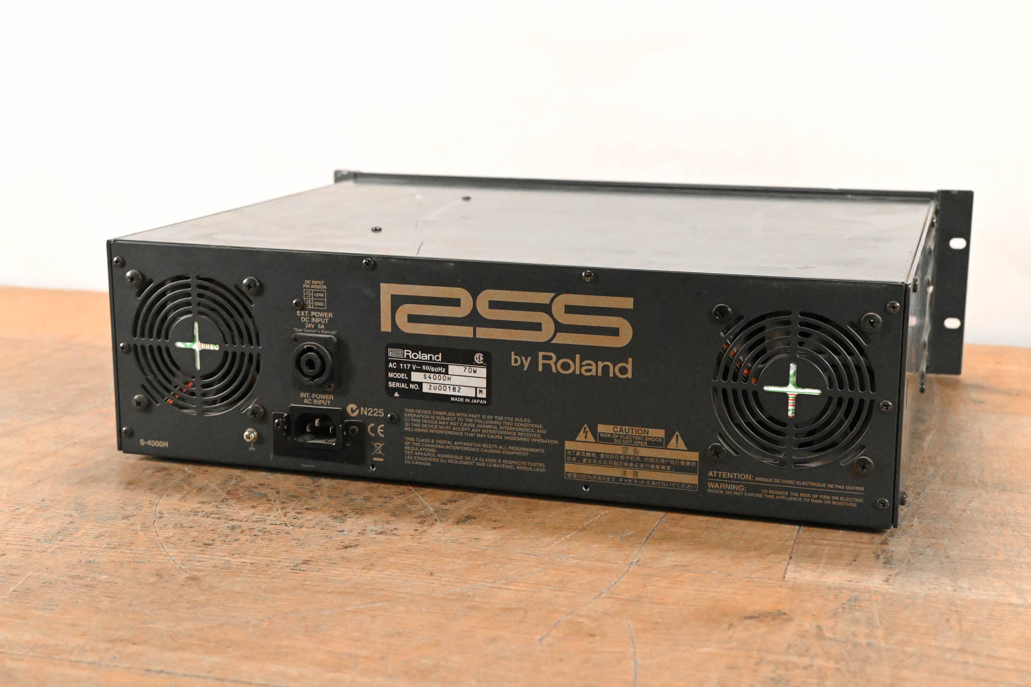 Roland S-4000H Digital Snake 32 x 8 Front of House Unit