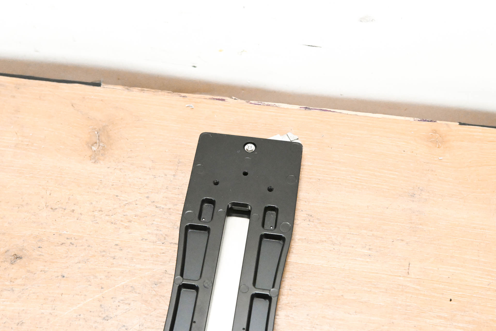 Ikegami T-430 Tripod Mounting Plate