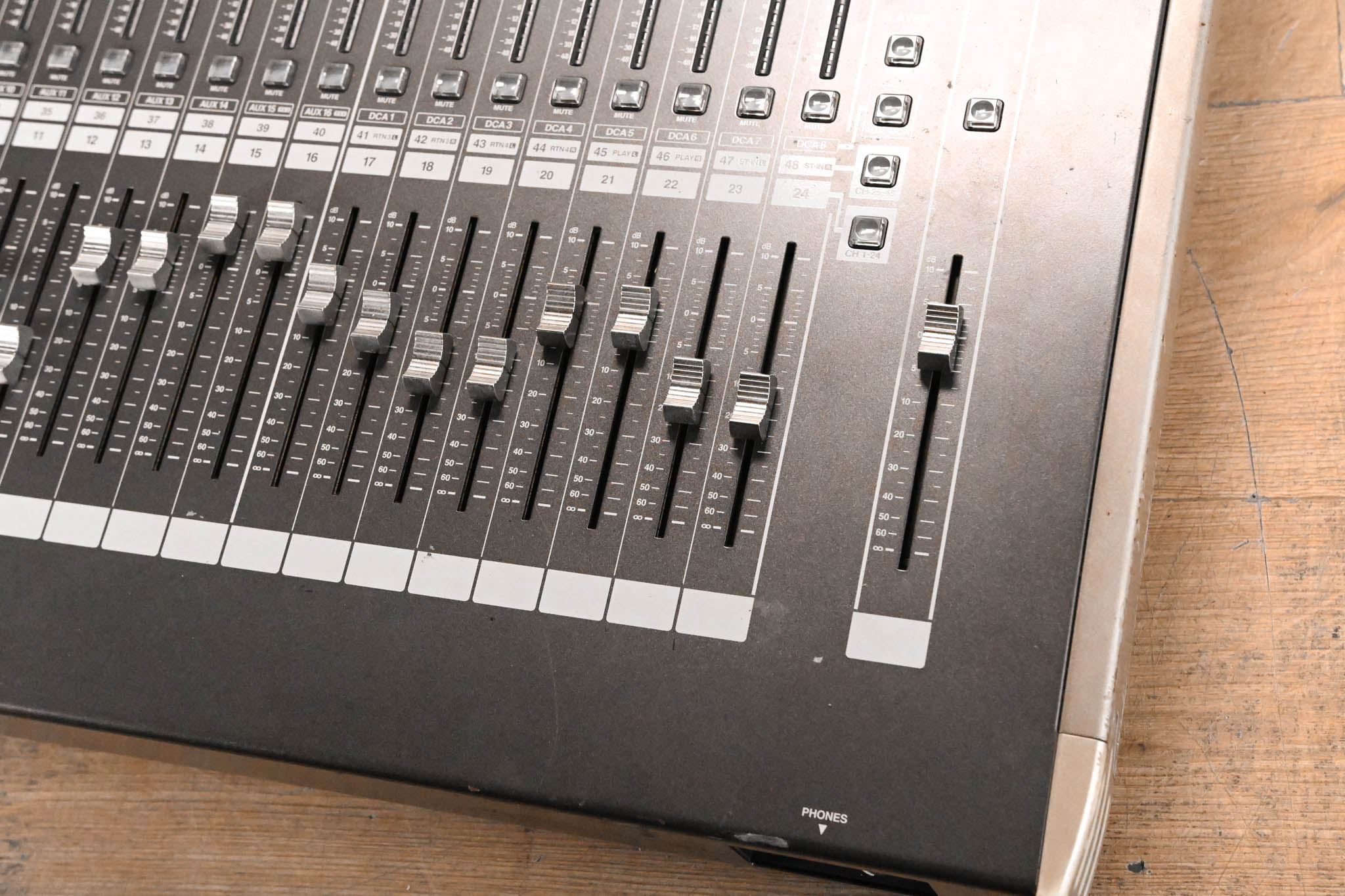 Roland M-400 48-Channel Live Digital Mixing Console
