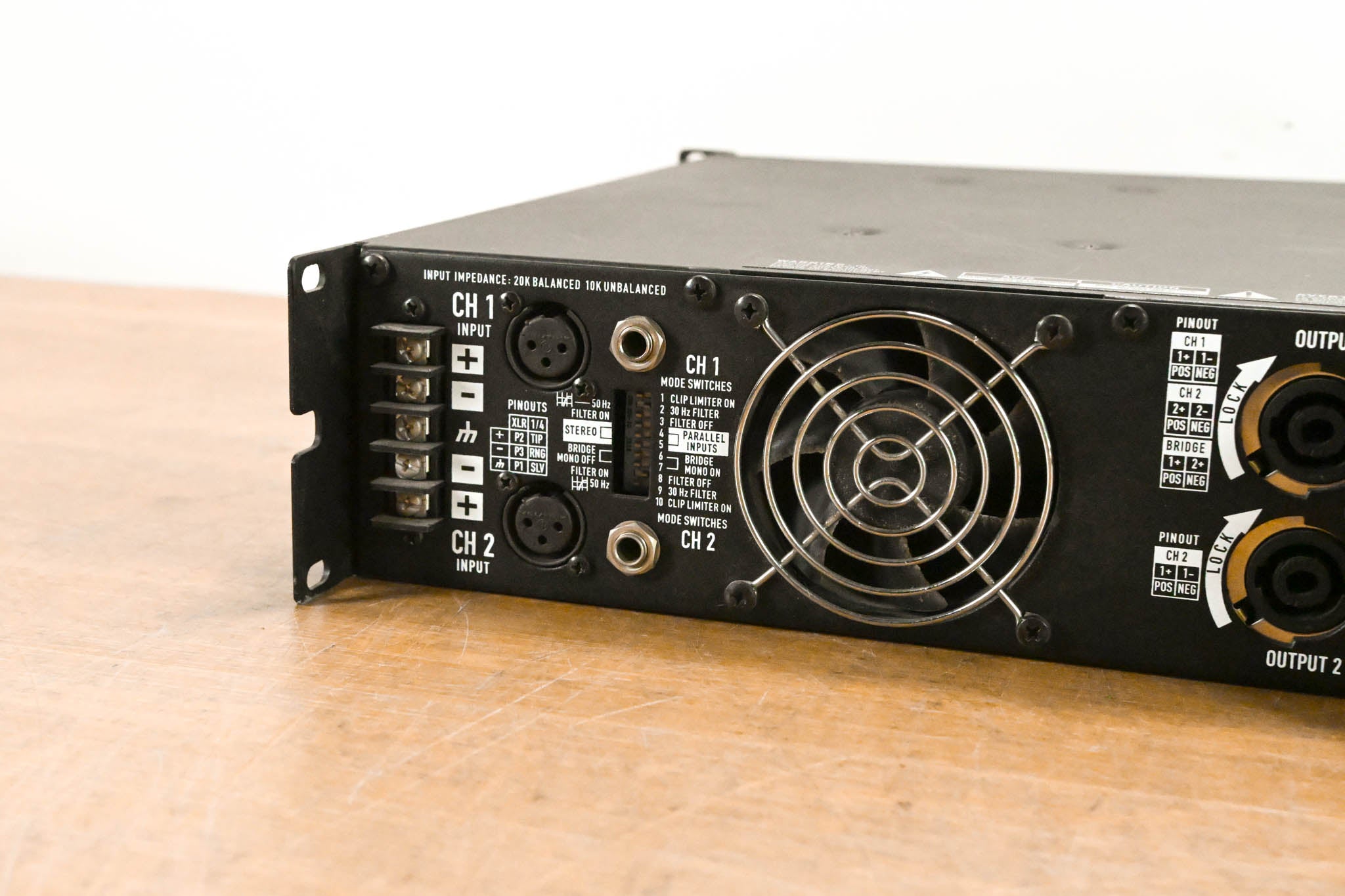 QSC RMX850 2-Channel Power Amplifier