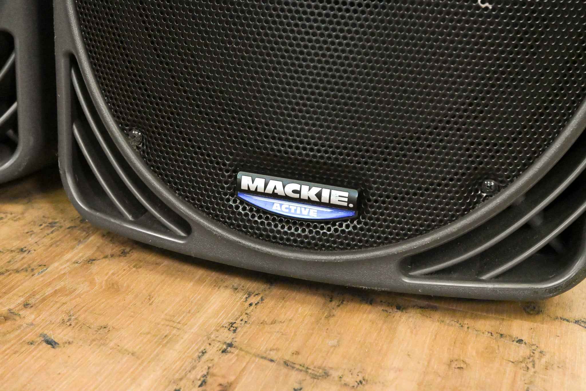 Mackie SRM450 1000W 2-Way 12-inch Powered Portable Loudspeaker (PAIR)