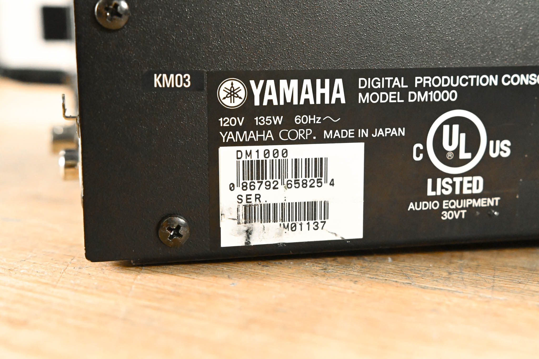 Yamaha DM1000 48-Channel Digital Audio Mixing Console