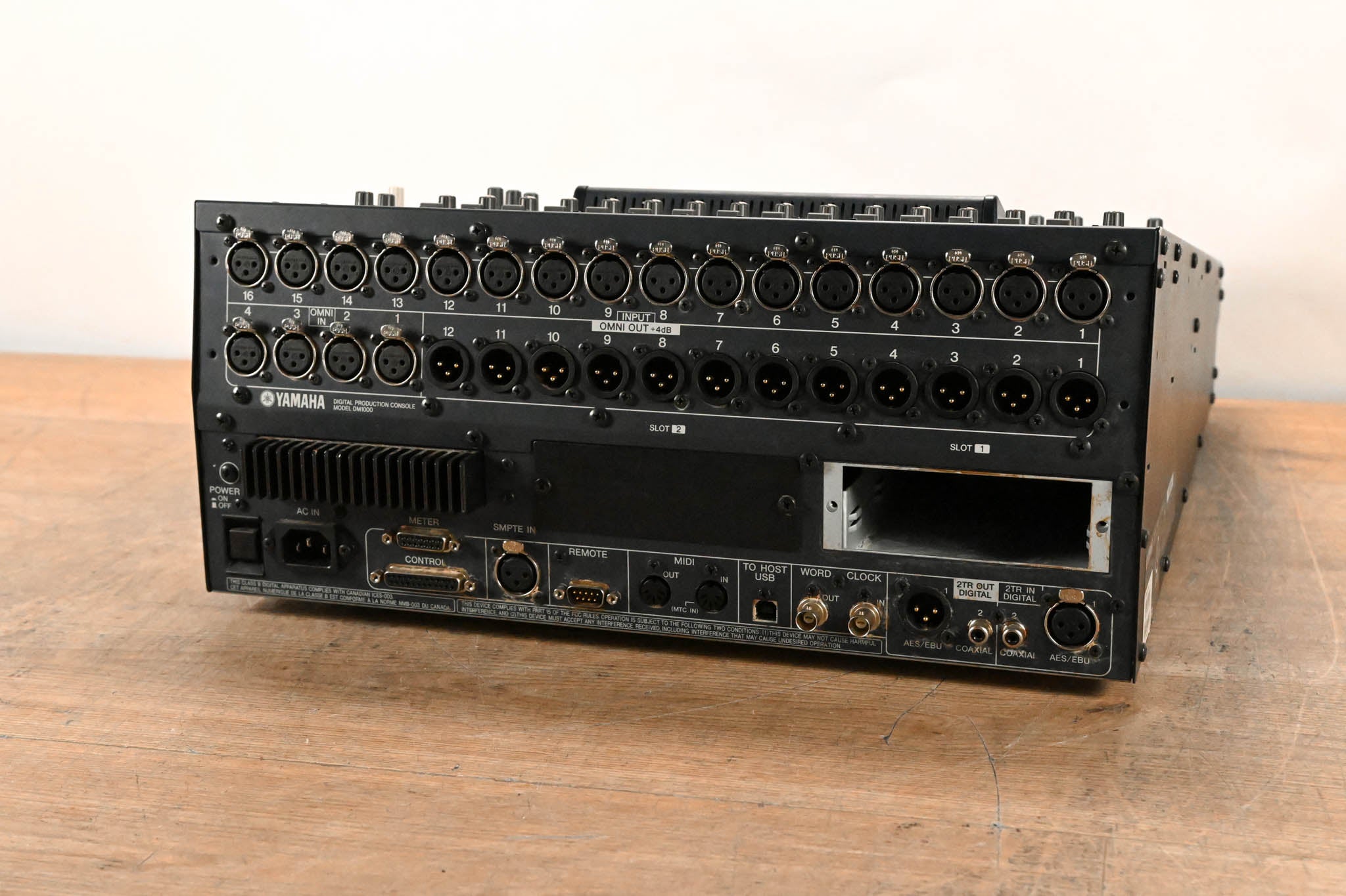 Yamaha DM1000 48-Channel Digital Audio Mixing Console