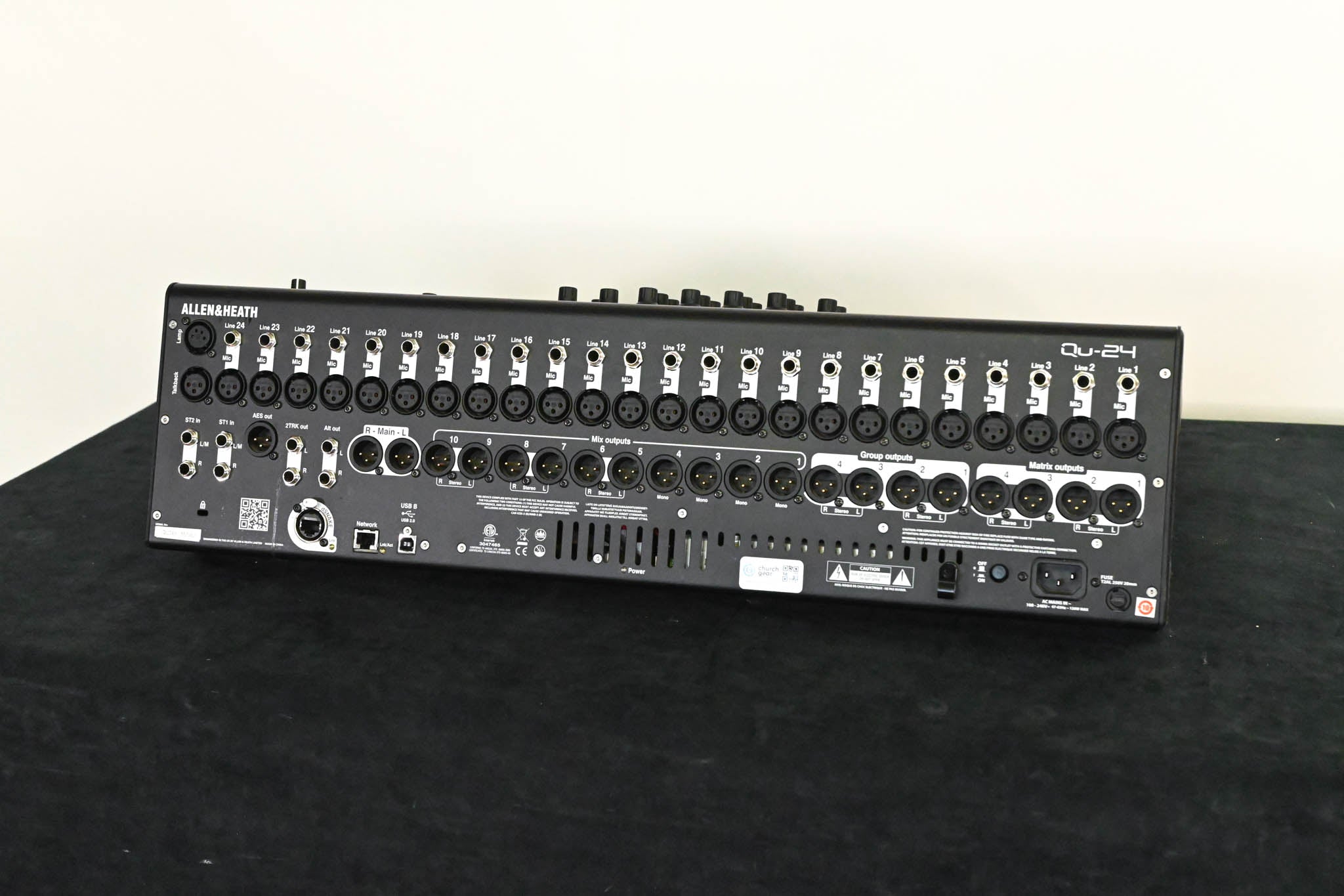 Allen & Heath Qu-24 24-Channel Digital Mixing Console