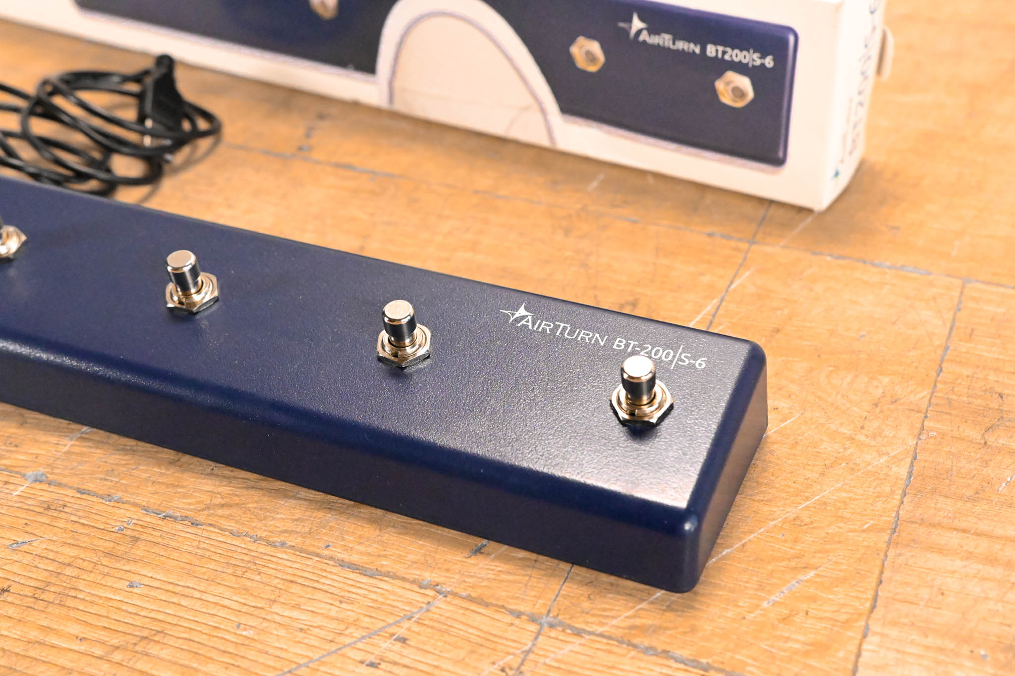 AirTurn BT200S-6 6-Button Bluetooth Controller