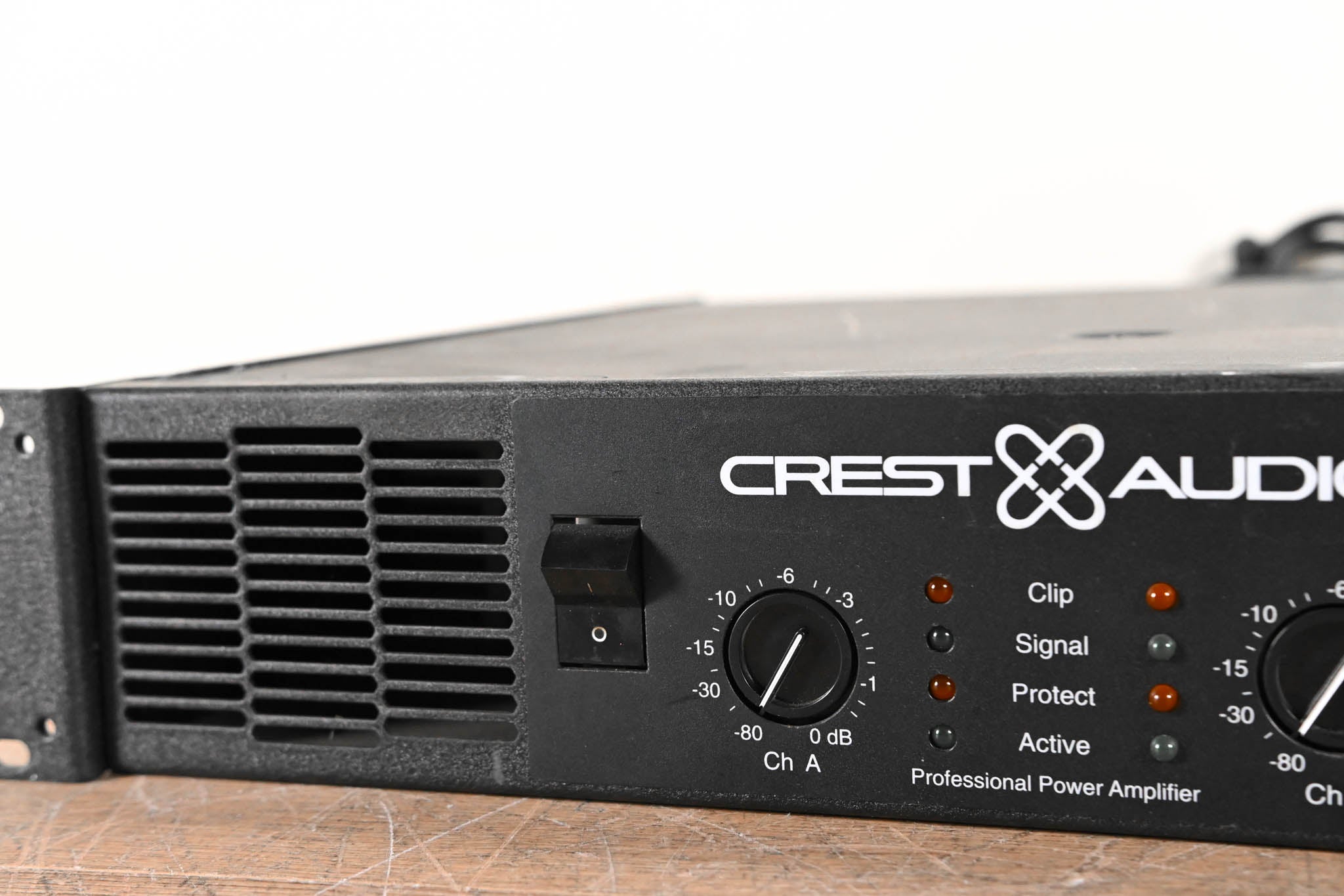 Crest Audio CA4 Two-Channel Power Amplifier