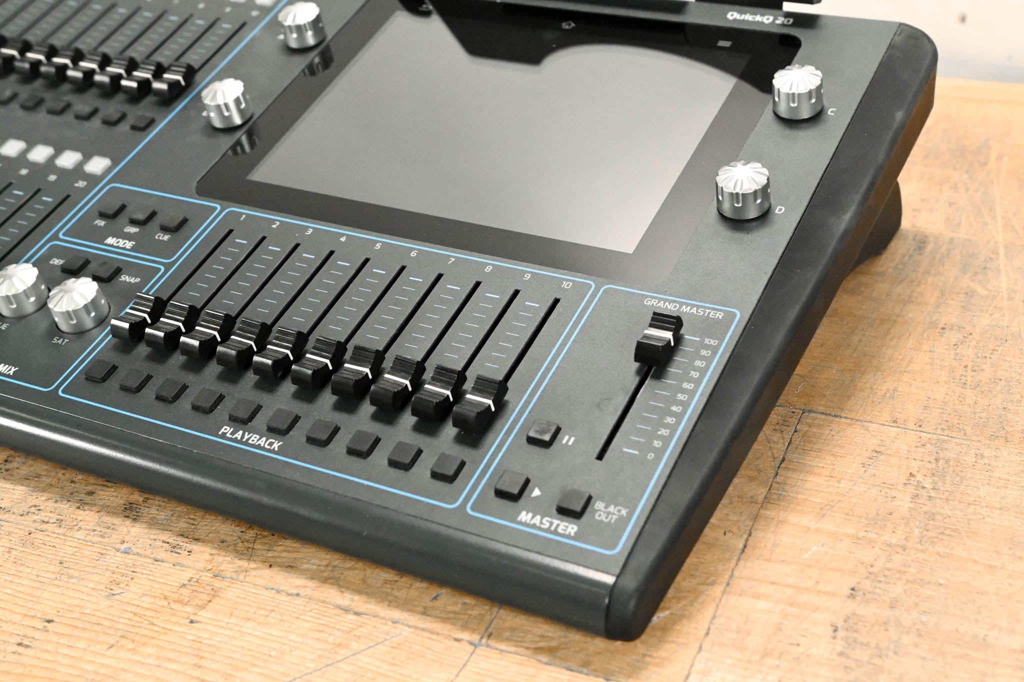 ChamSys QuickQ 20 Compact 2-Universe Lighting Control Console (NO PSU)