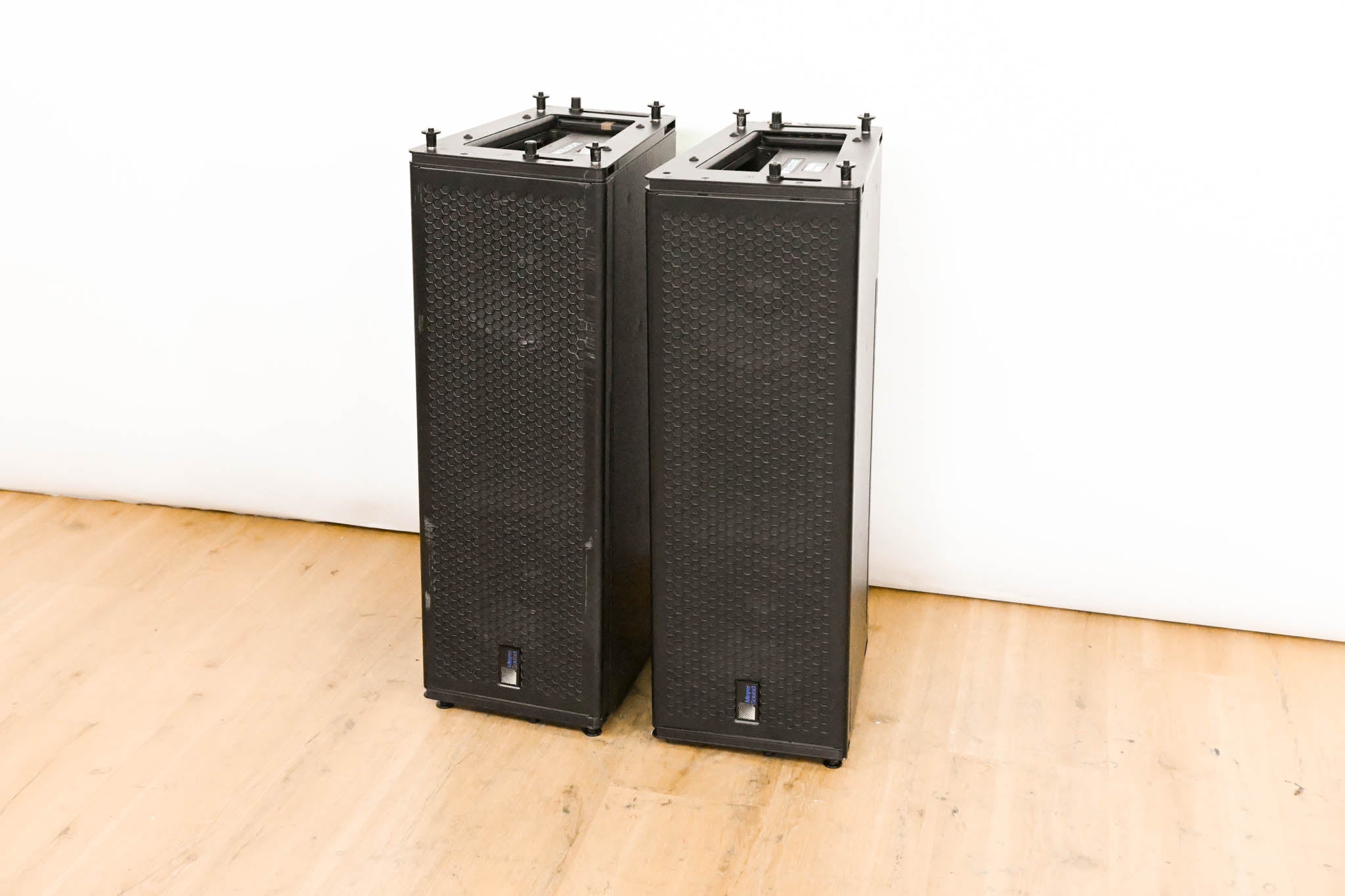 Meyer Sound M'elodie High-Power Curvilinear Array Loudspeaker (PAIR)