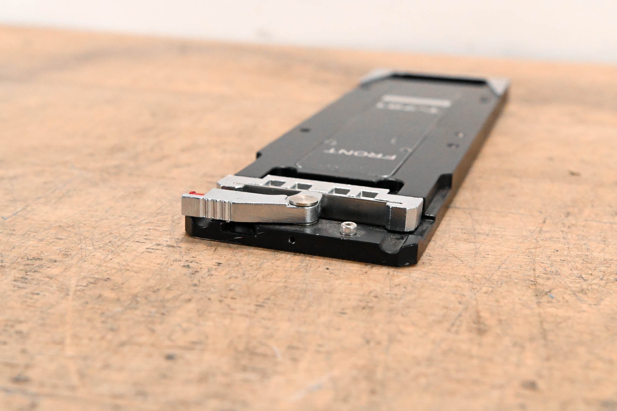 Ikegami T-791 Tripod Mounting Plate