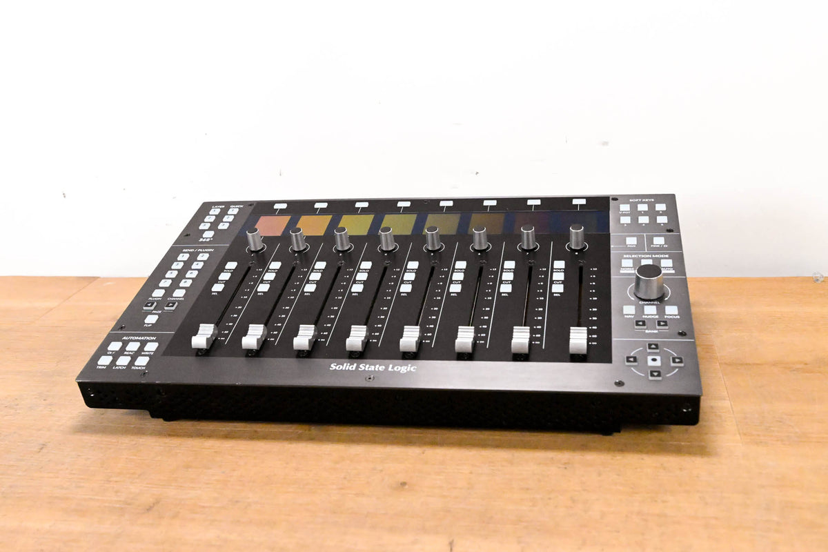 Solid State Logic UF8 Advanced DAW Controller (NO POWER SUPPLY)