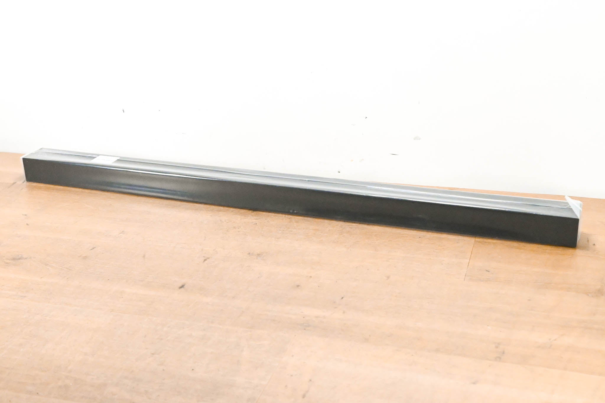 WattBox WB-800VPS-IPVM-12 Vertical IP Power Conditioner (12 Outlets)