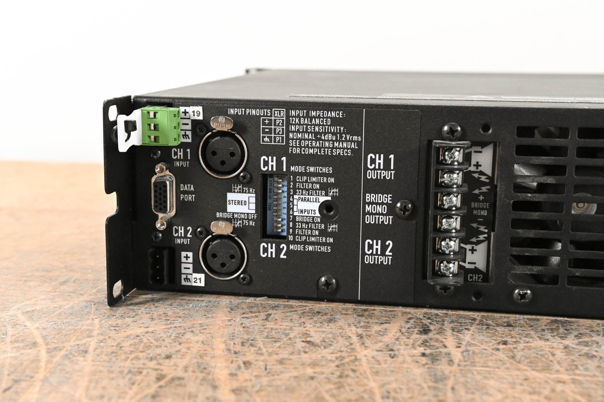 QSC CX302 2-Channel Power Amplifier