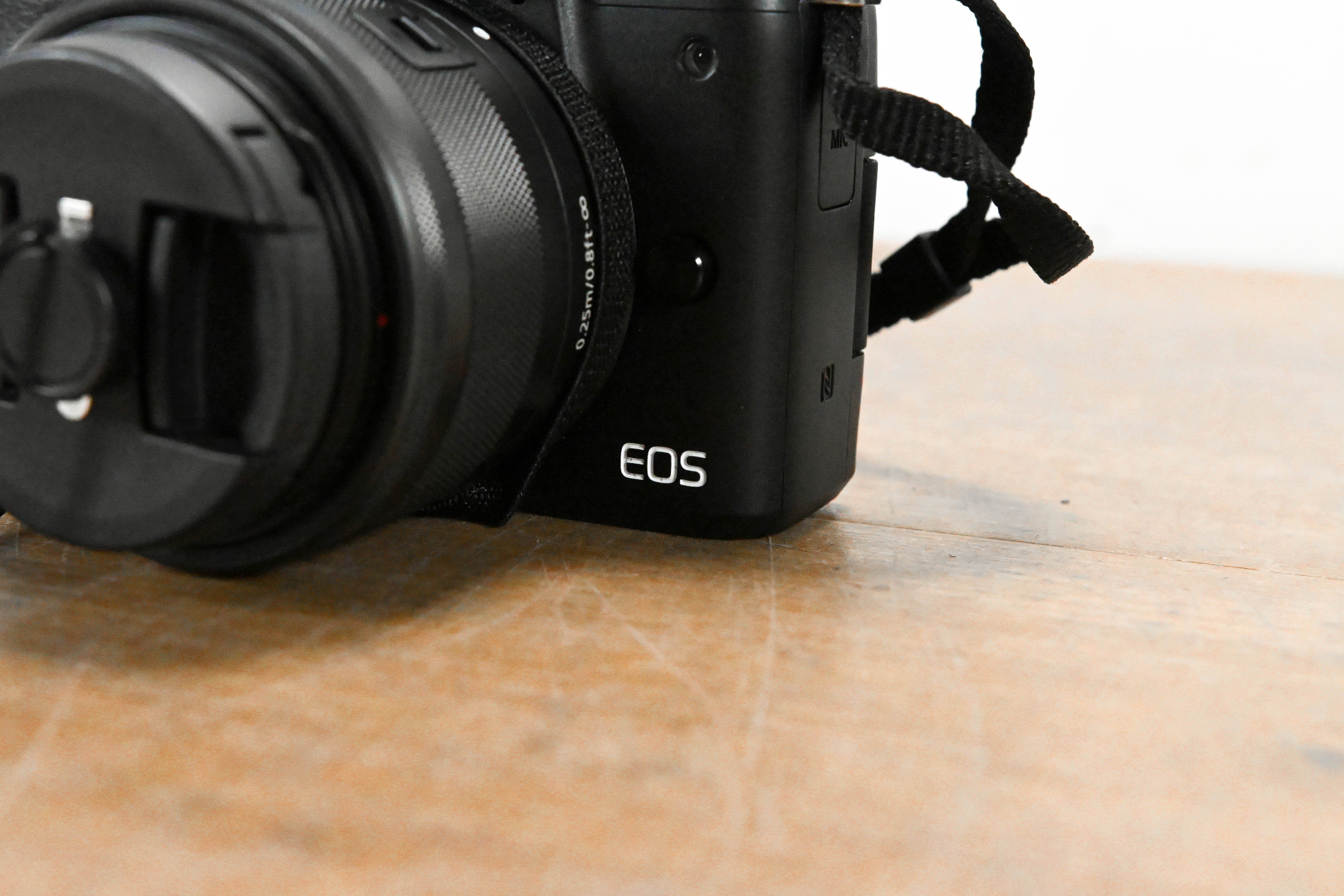 Canon EOS M50 Mirrorless Camera with EF-M 15-45mm f/3.5-6.3 IS STM Lens