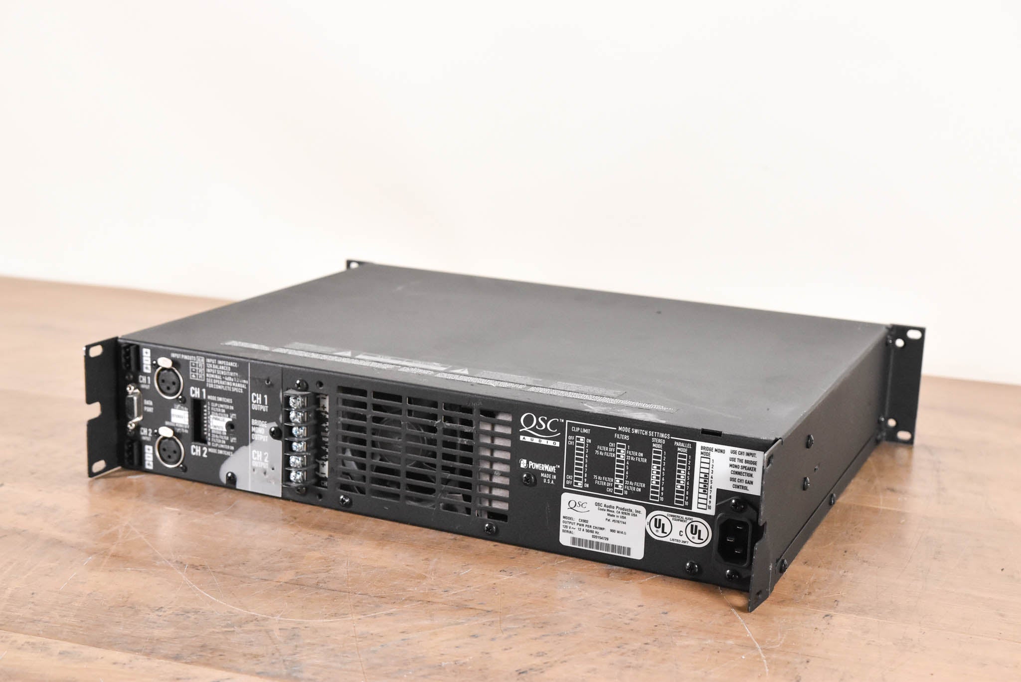 QSC CX902 2-Channel Power Amplifier