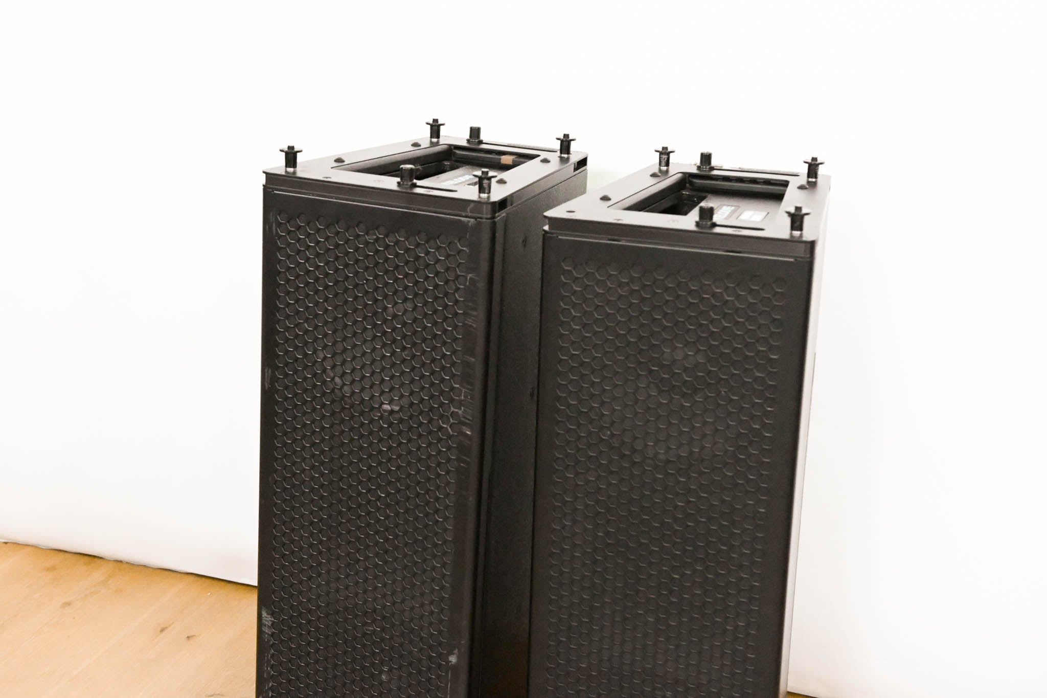 Meyer Sound M'elodie High-Power Curvilinear Array Loudspeaker (PAIR)