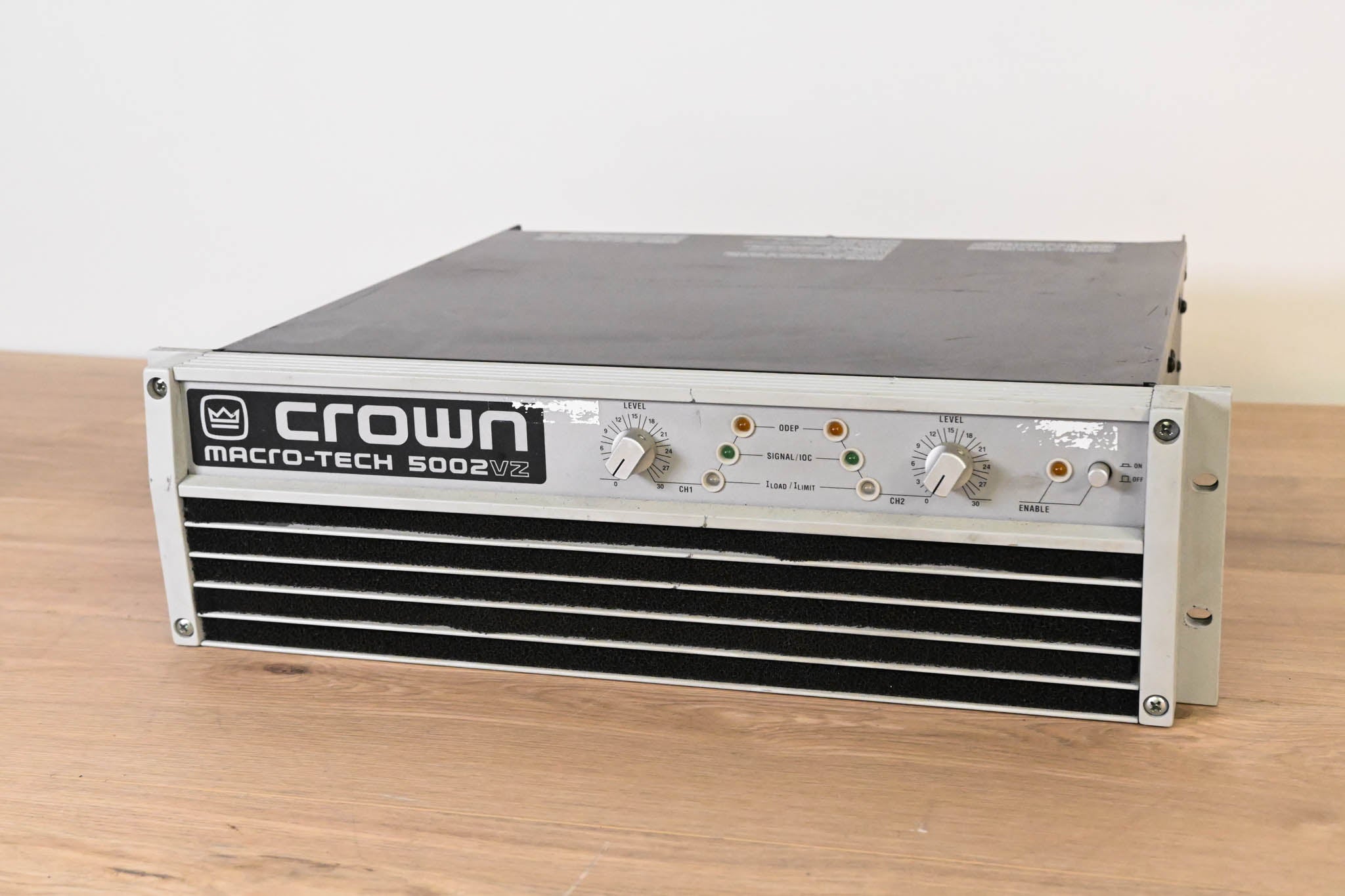 Crown Macro-Tech 5002VZ 2-Channel Power Amplifier