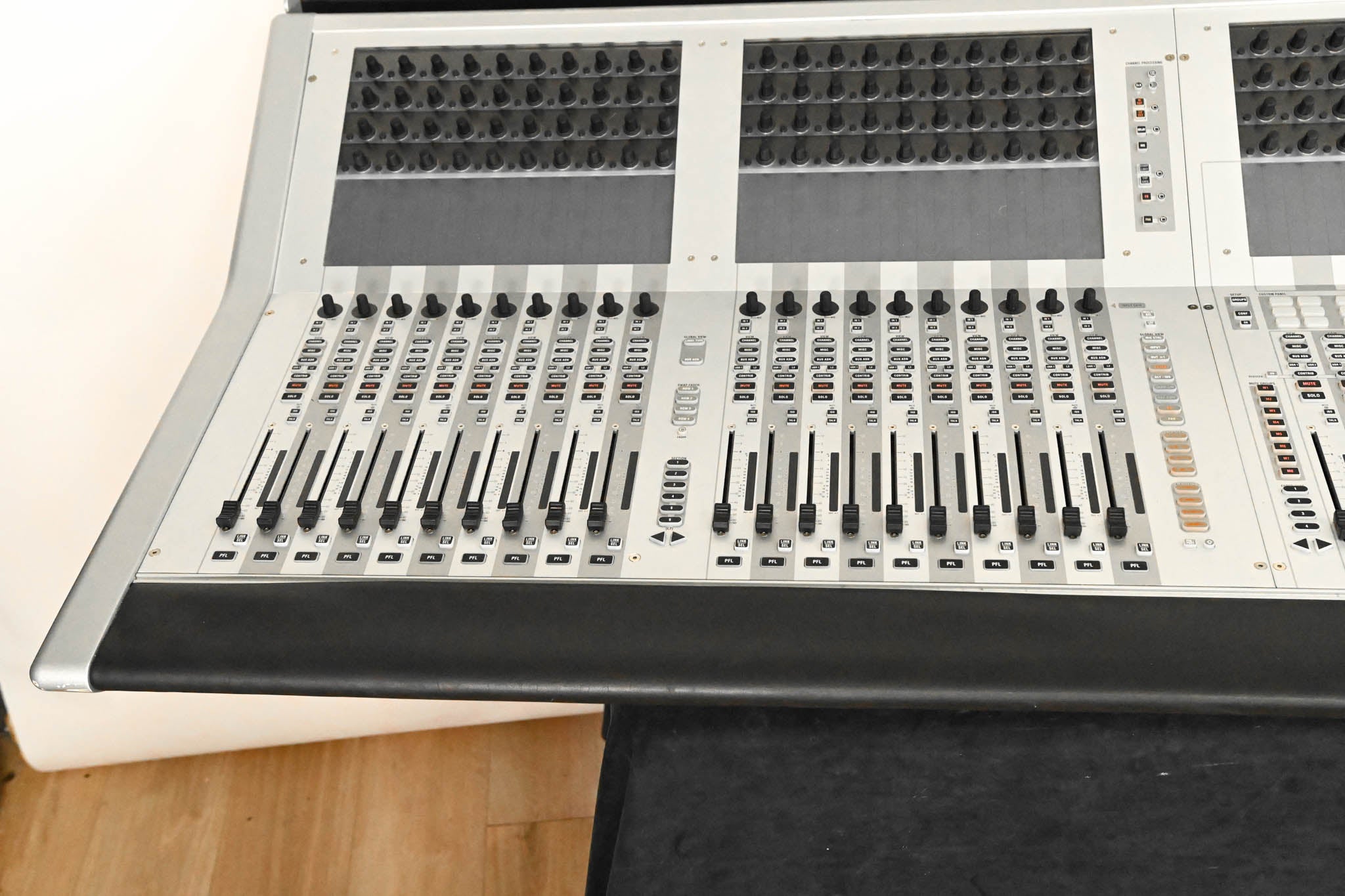 Studer Vista 5 M3 Digital Mixing Console