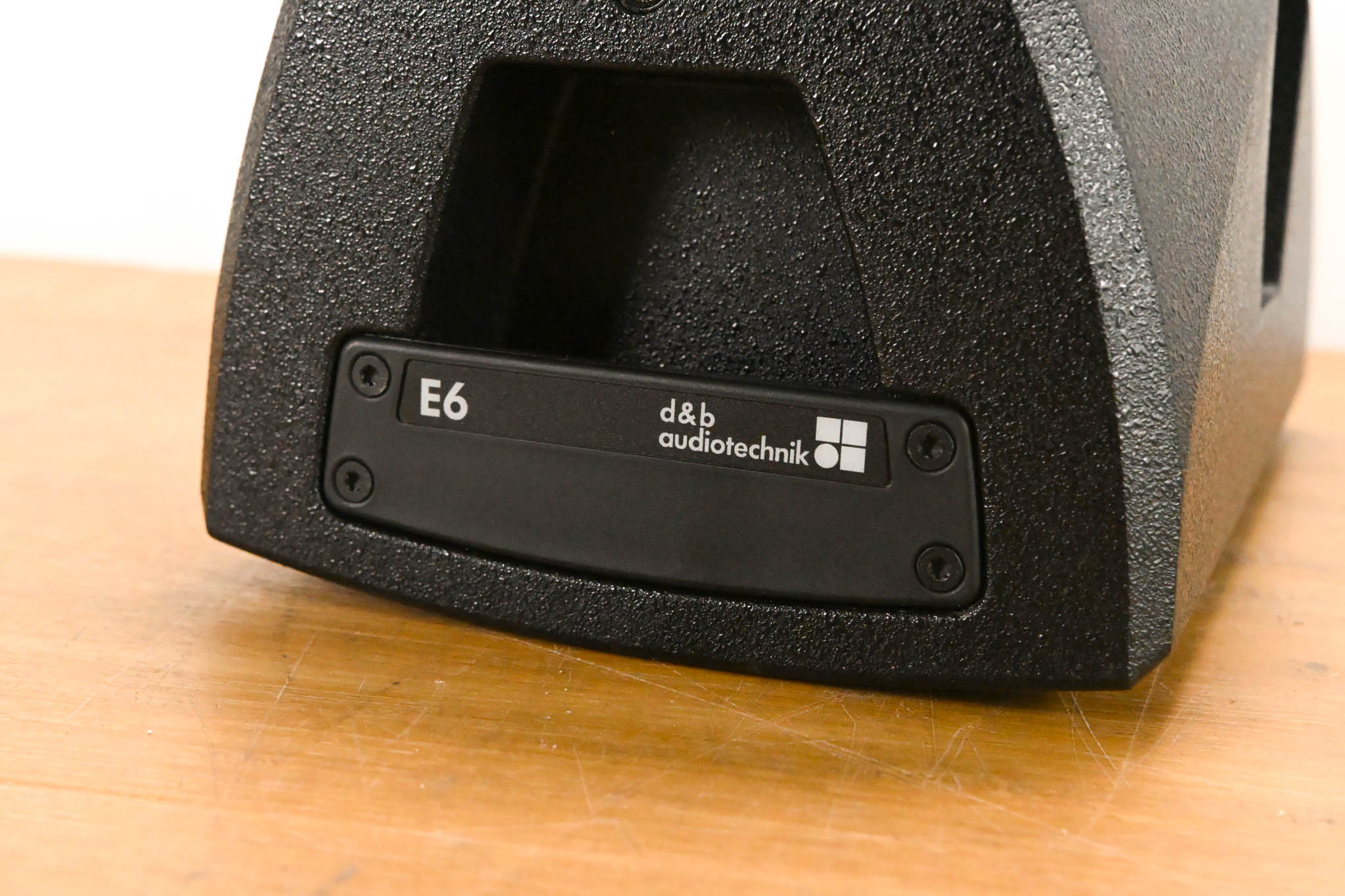 d&b audiotechnik E6 2-Way Passive Coaxial Loudspeaker