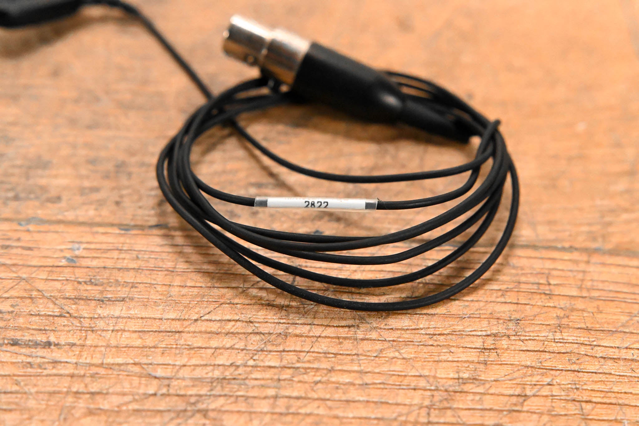 Shure MX153B/O-TQG Earset Headworn Microphone