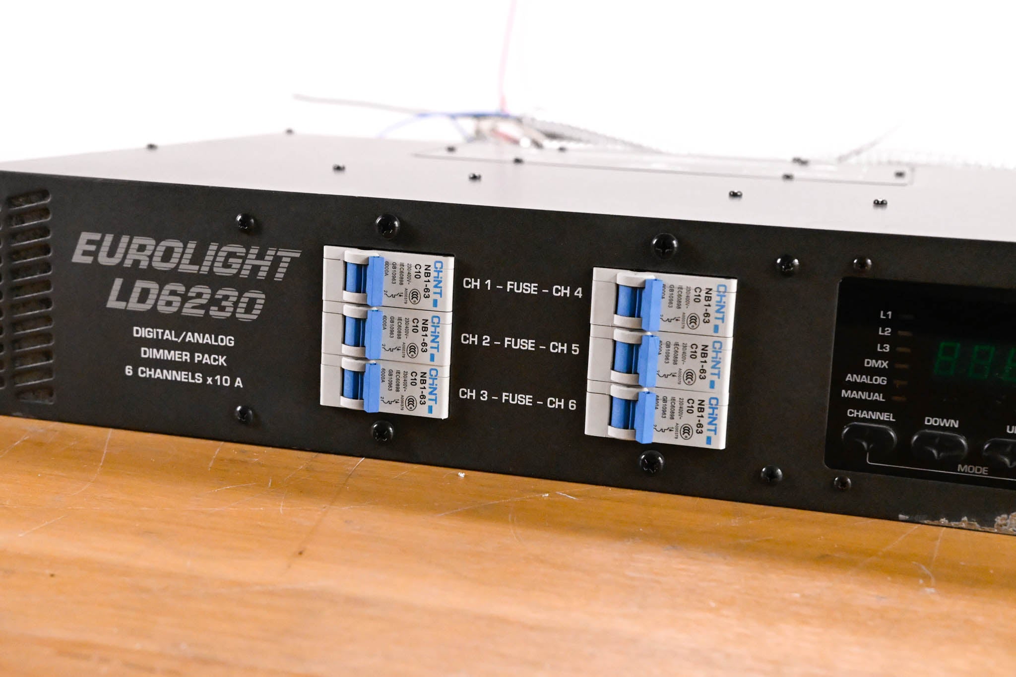Behringer Eurolight LD6230 6-Channel DMX Dimmer Pack