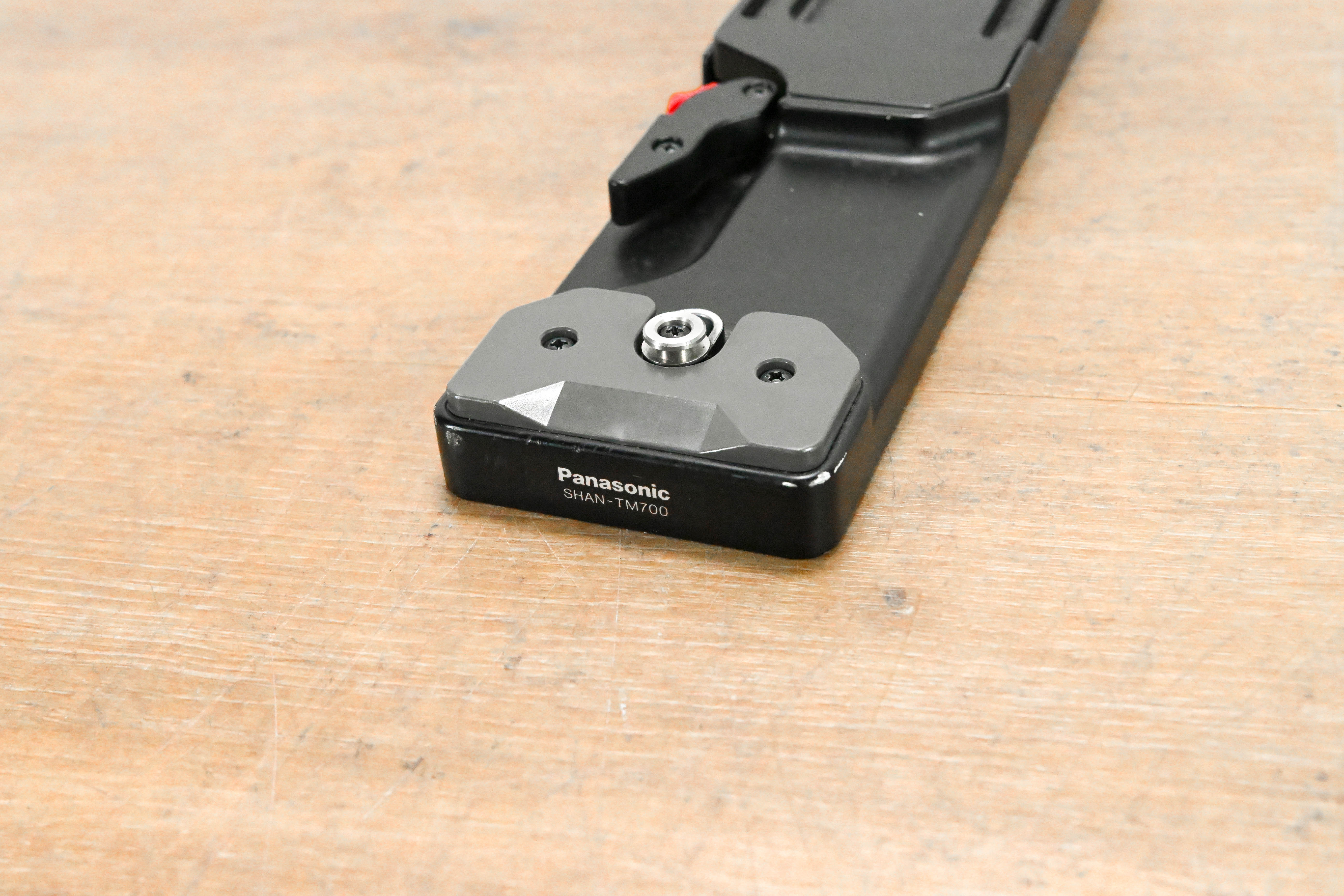 Panasonic SHAN-TM700 Quick Release Tripod Adapter