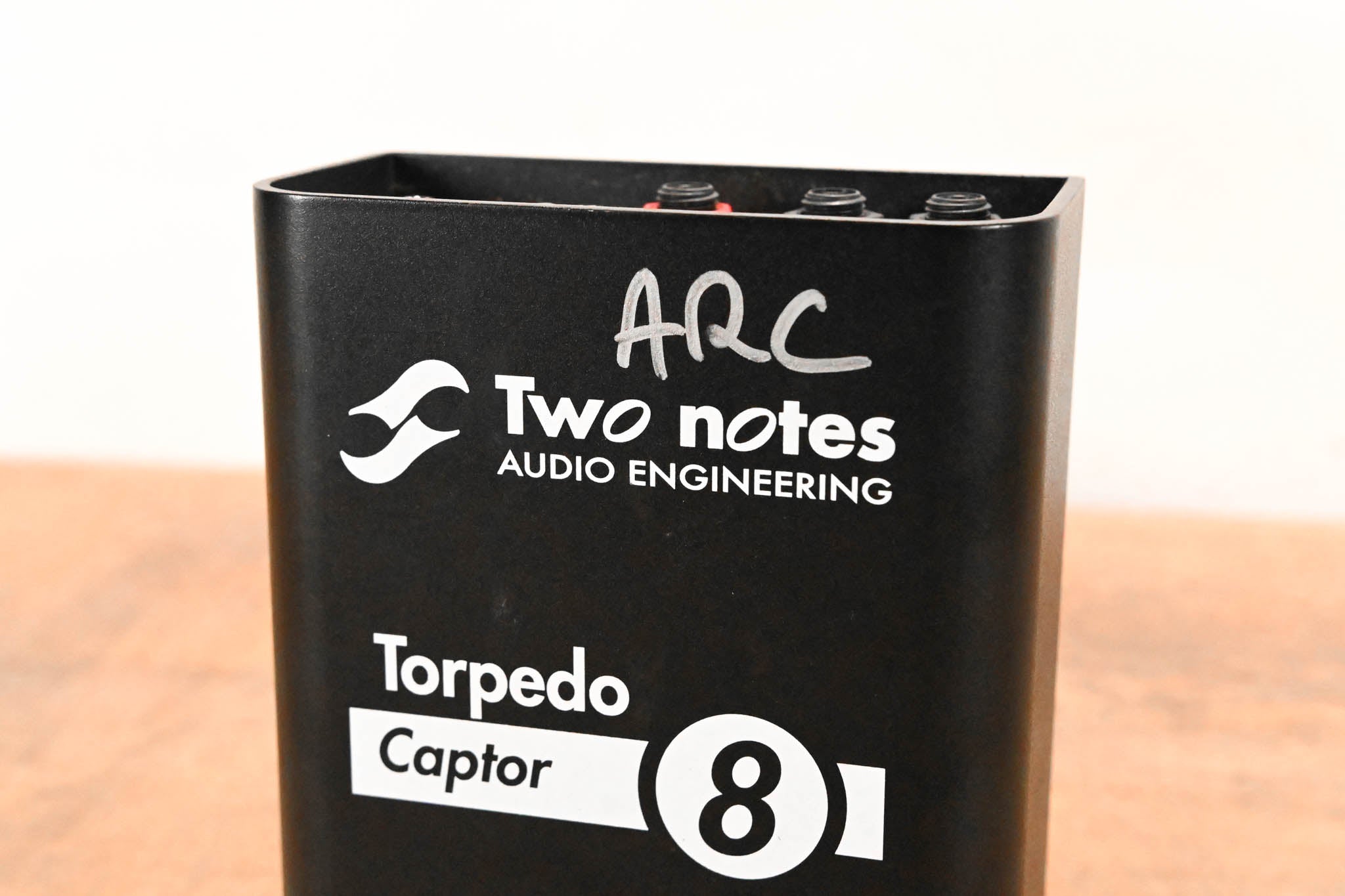 Two Notes Torpedo Captor 8Ω Reactive Load Box & DI (NO PSU)