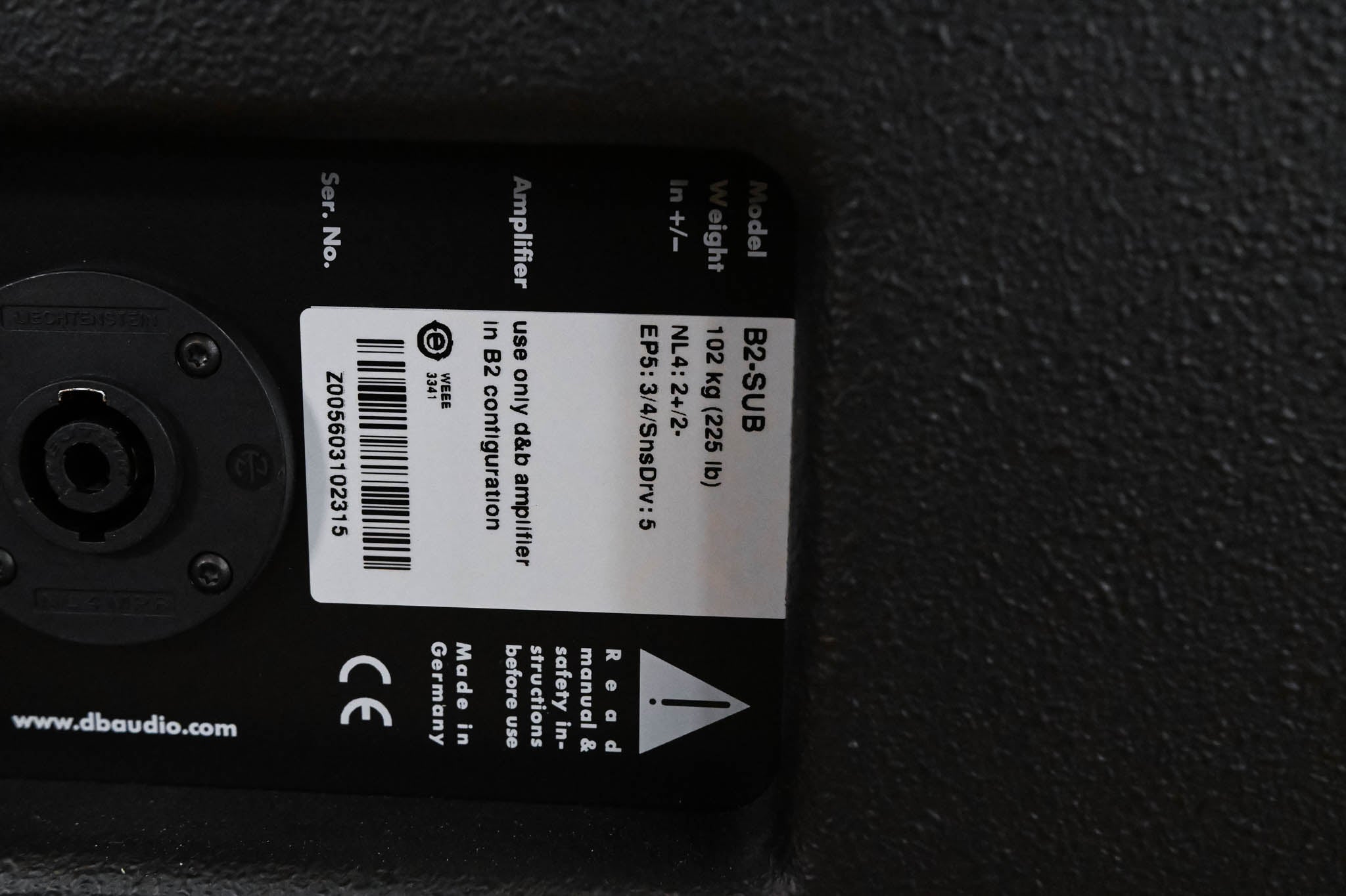 d&b audiotechnik B2-SUB 2 x 18" Passive Subwoofer