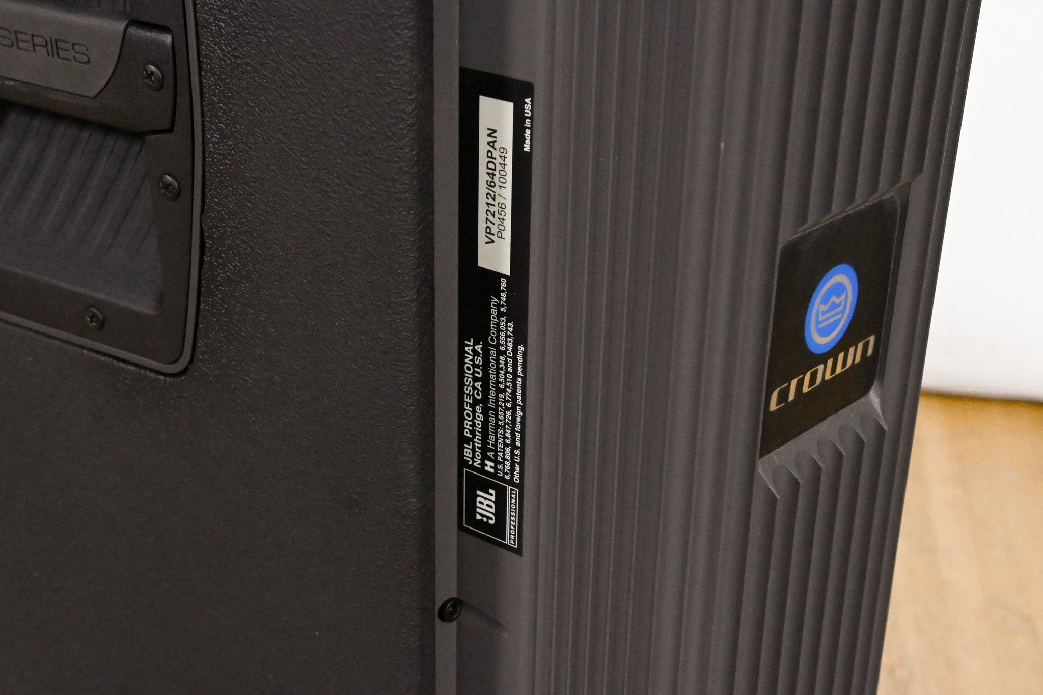 JBL VP7212/64DPAN Powered 12-inch Integrated Loudspeaker
