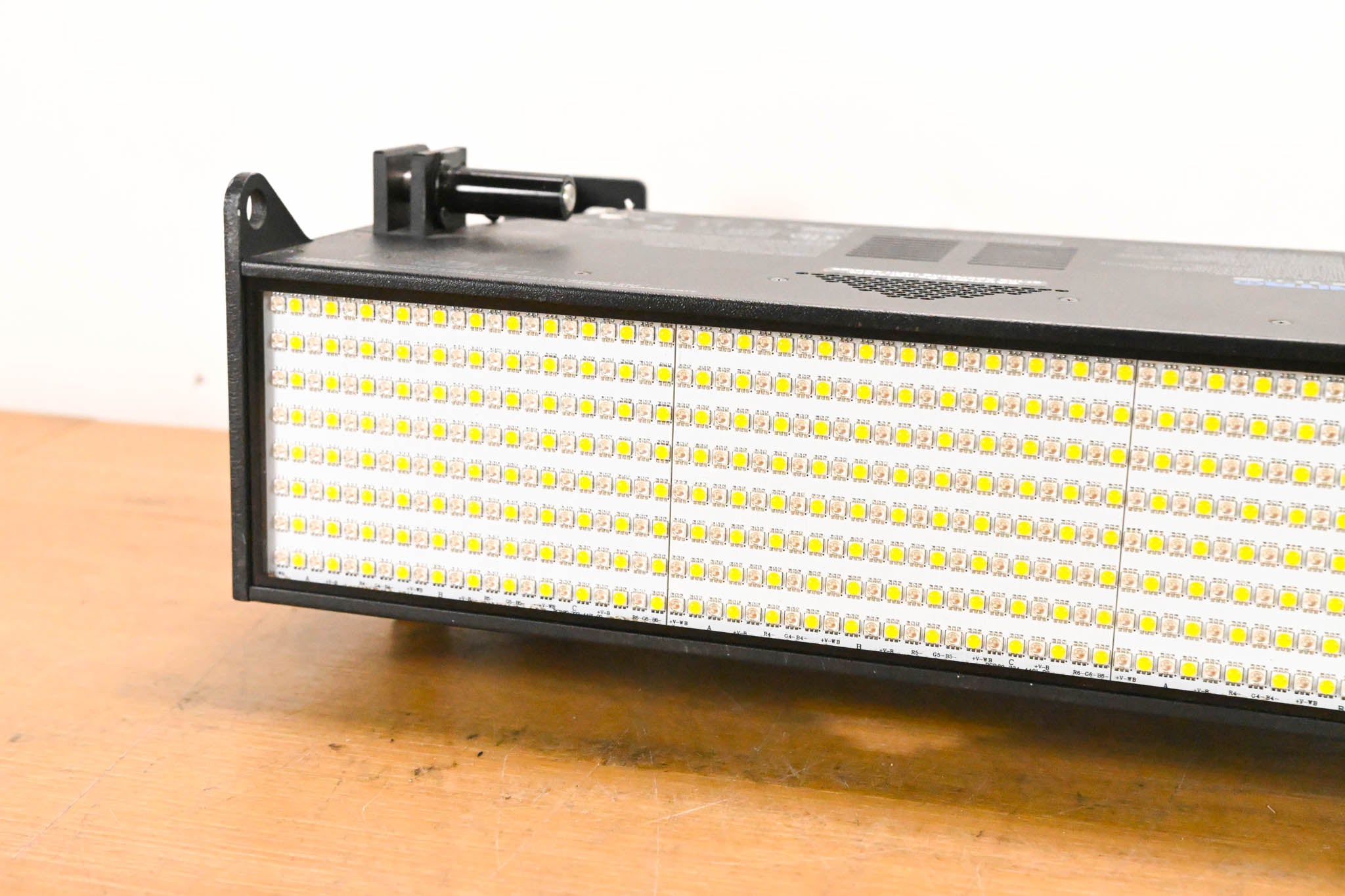 Philips Showline SL Nitro 510C RGBW LED Strobe Light