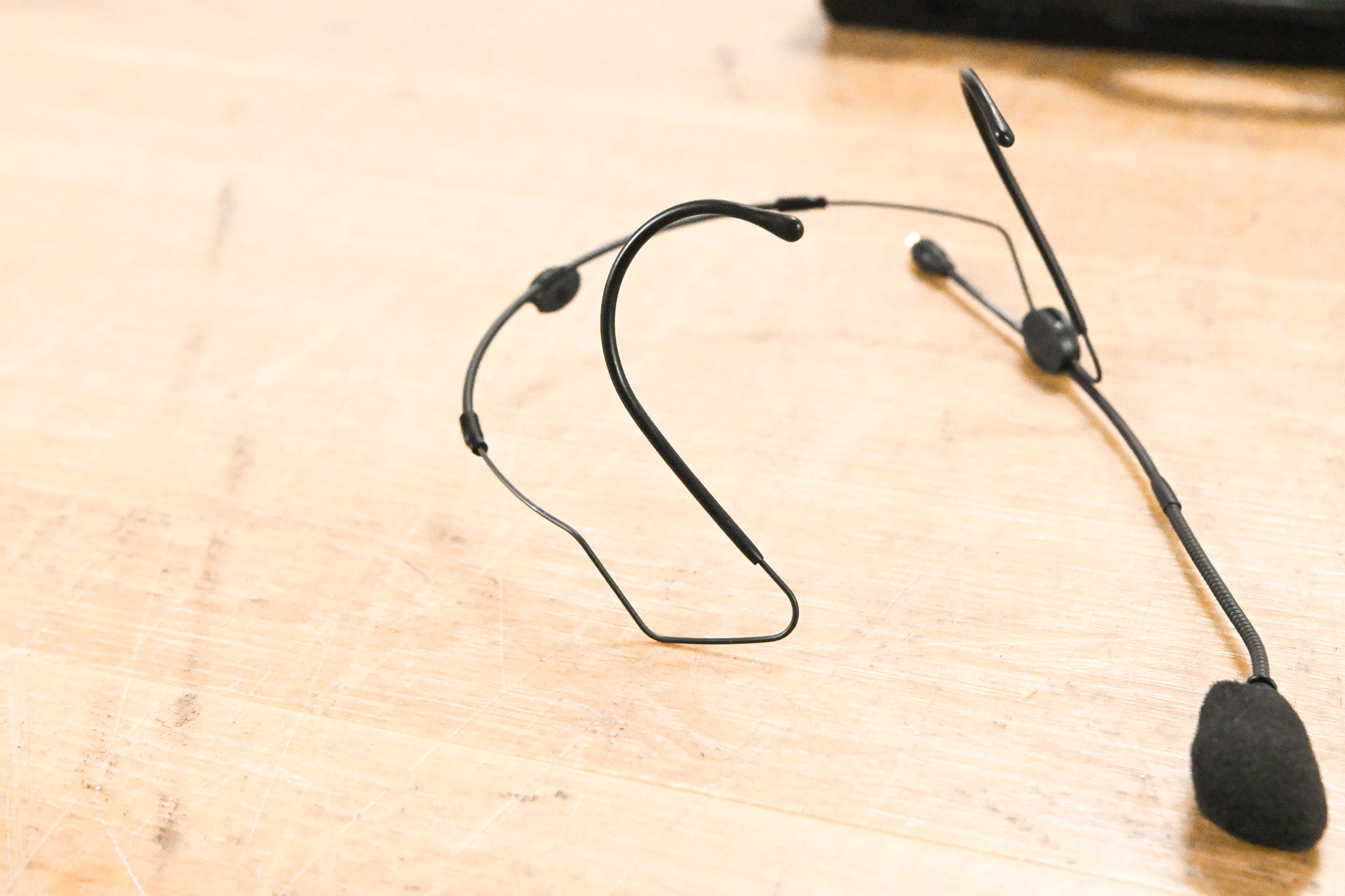 Sennheiser HSP-4 Over-Ear Microphone