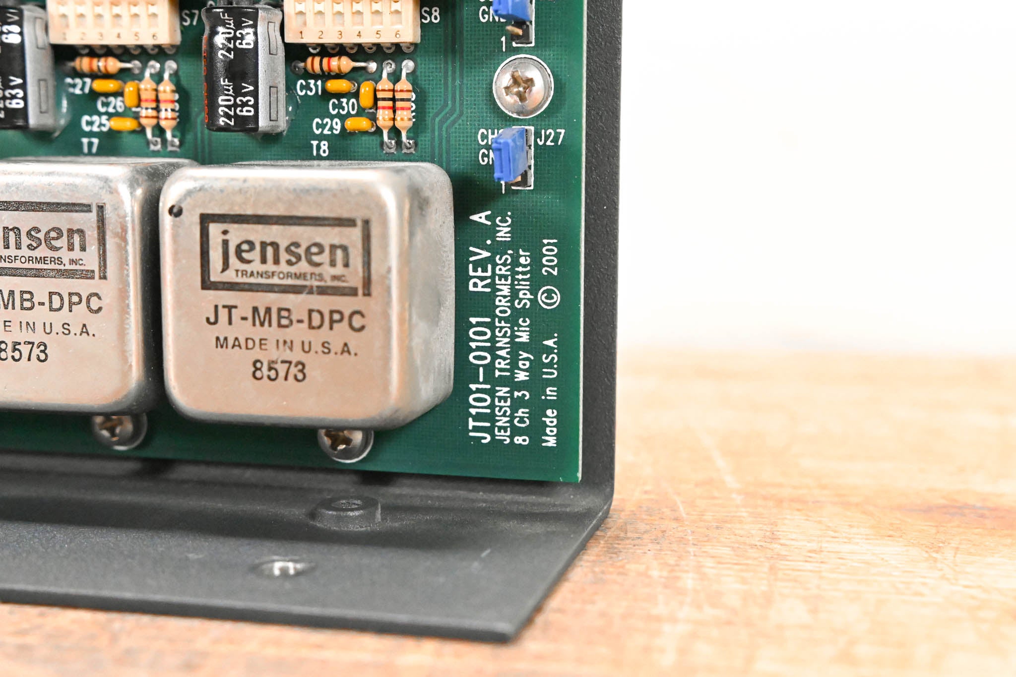 Jensen JT-MS-8N3 8-CH 3-Way Mic Splitter with Phantom Power Circuitry