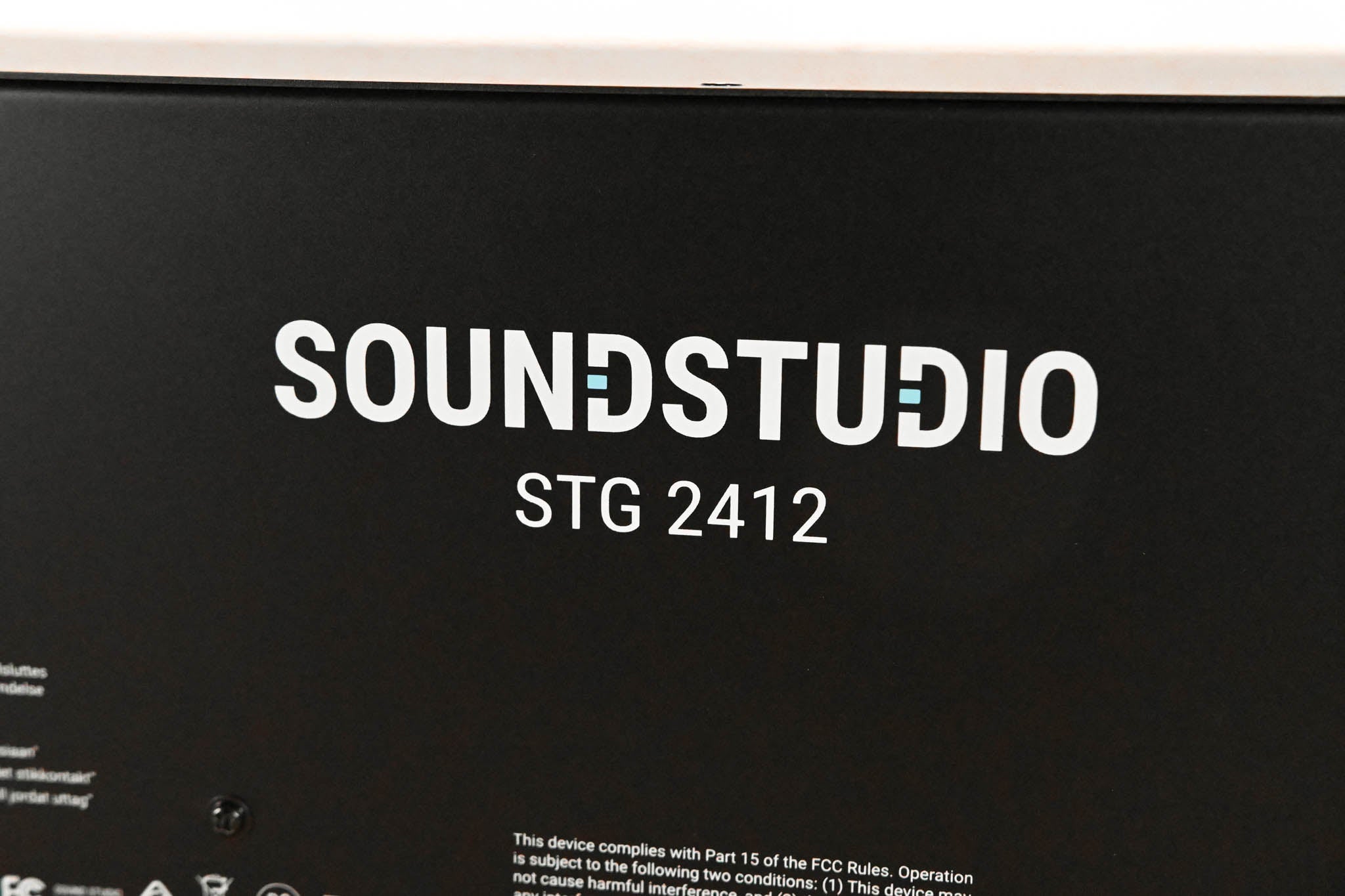 Waves SoundStudio STG-2412 3U 24x12 Stagebox for the eMotion LV1 Mixer