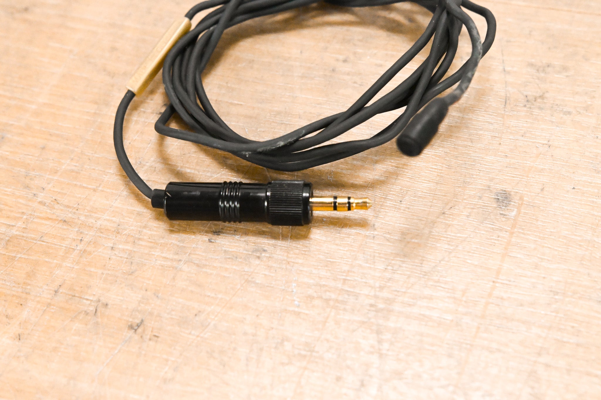 Sennheiser MKE 2 Lavalier Lapel Microphone w/ Locking 3.5mm Connector