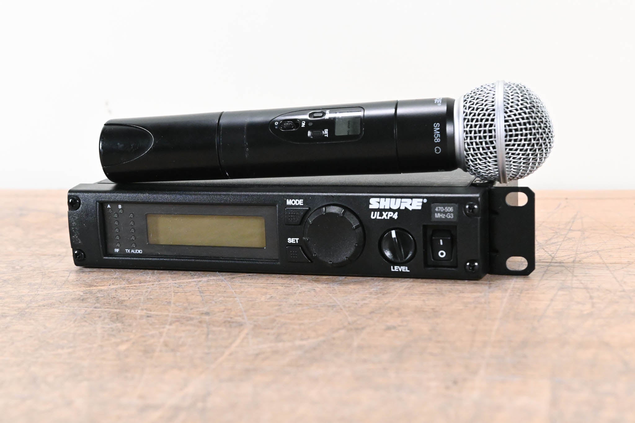 Shure ULXP24/58 Handheld Wireless System - G3 Band (NO POWER SUPPLY)