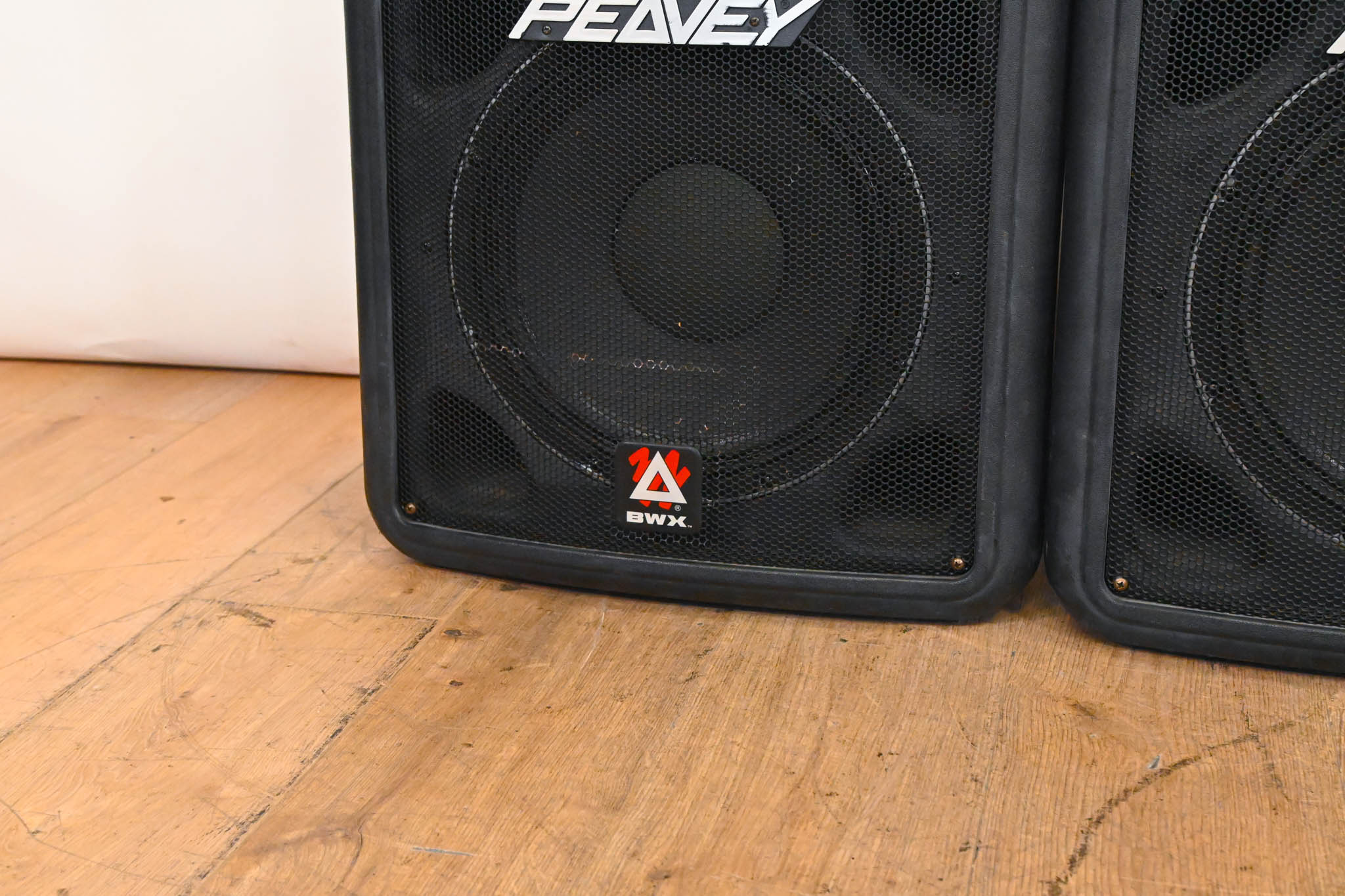 Peavey Impulse 1012p Biamped Powered Speaker (PAIR)