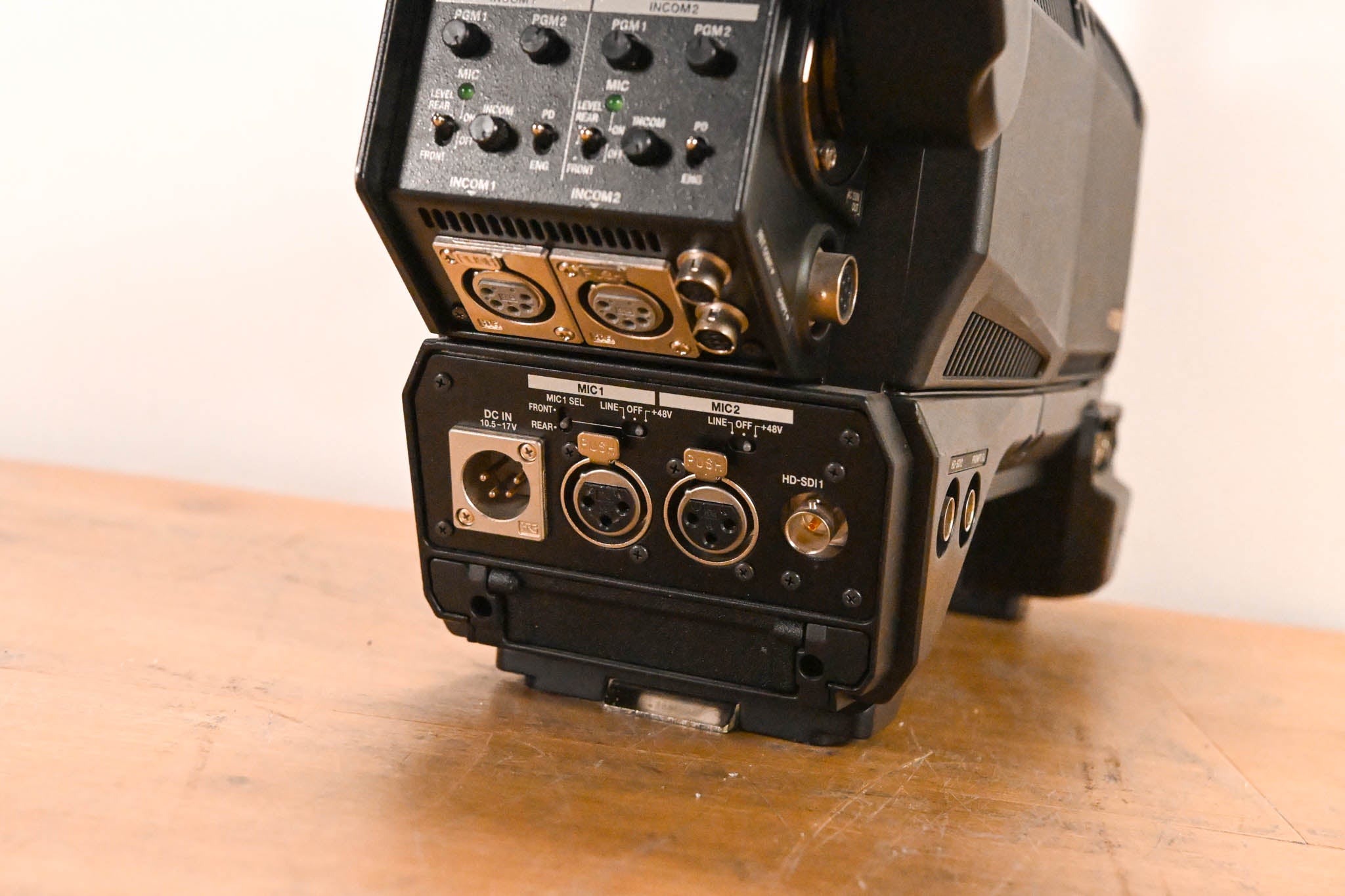 Hitachi Z-HD5000 HDTV Camera with CA-HF1000 Camera Adaptor